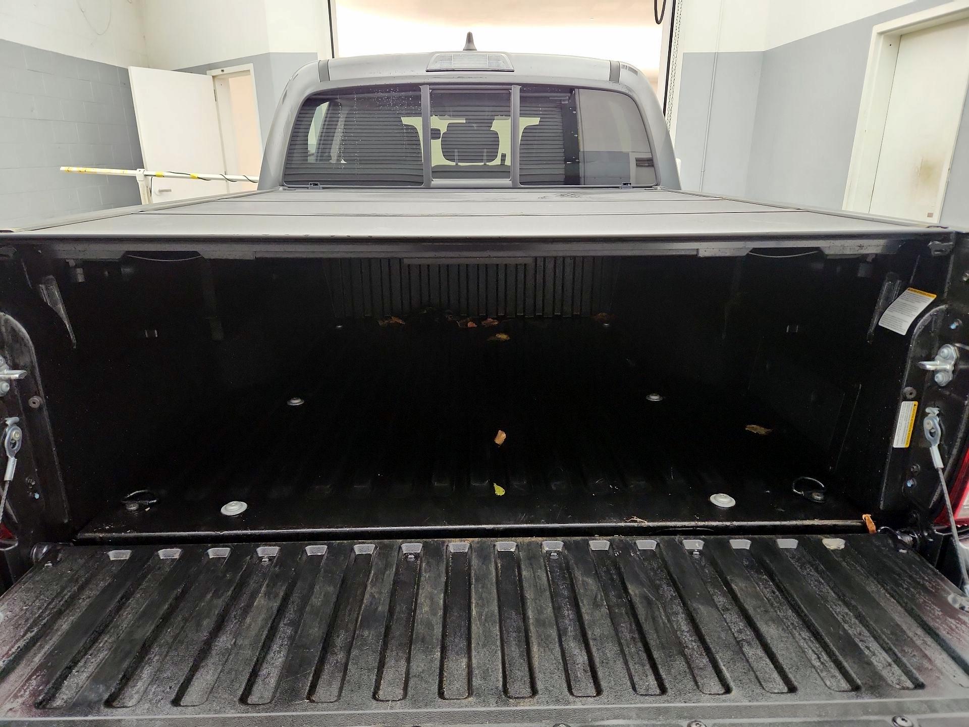 Thumbnail: 2023 Toyota Tacoma - 20