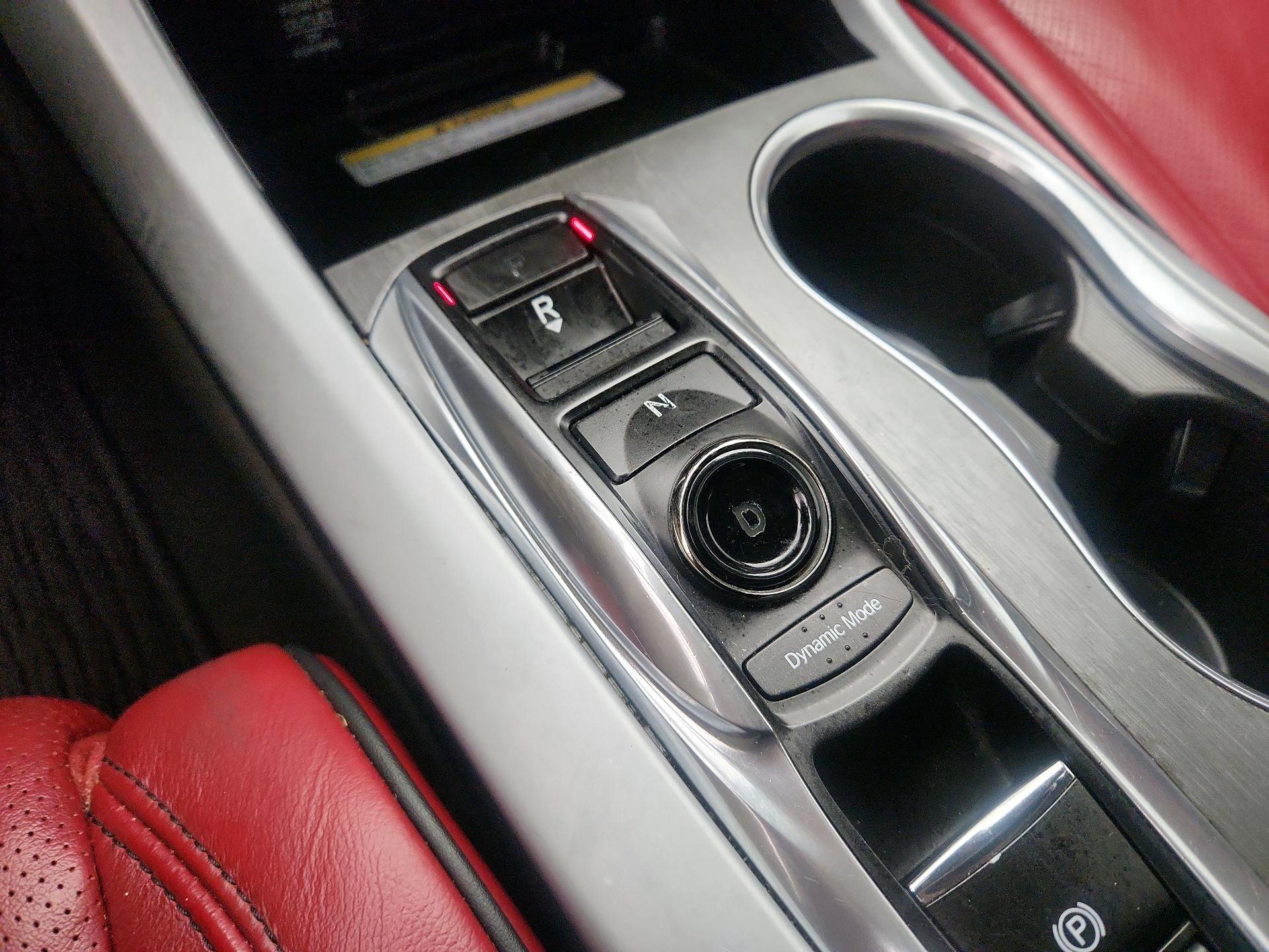 Thumbnail: 2019 Acura TLX - 18