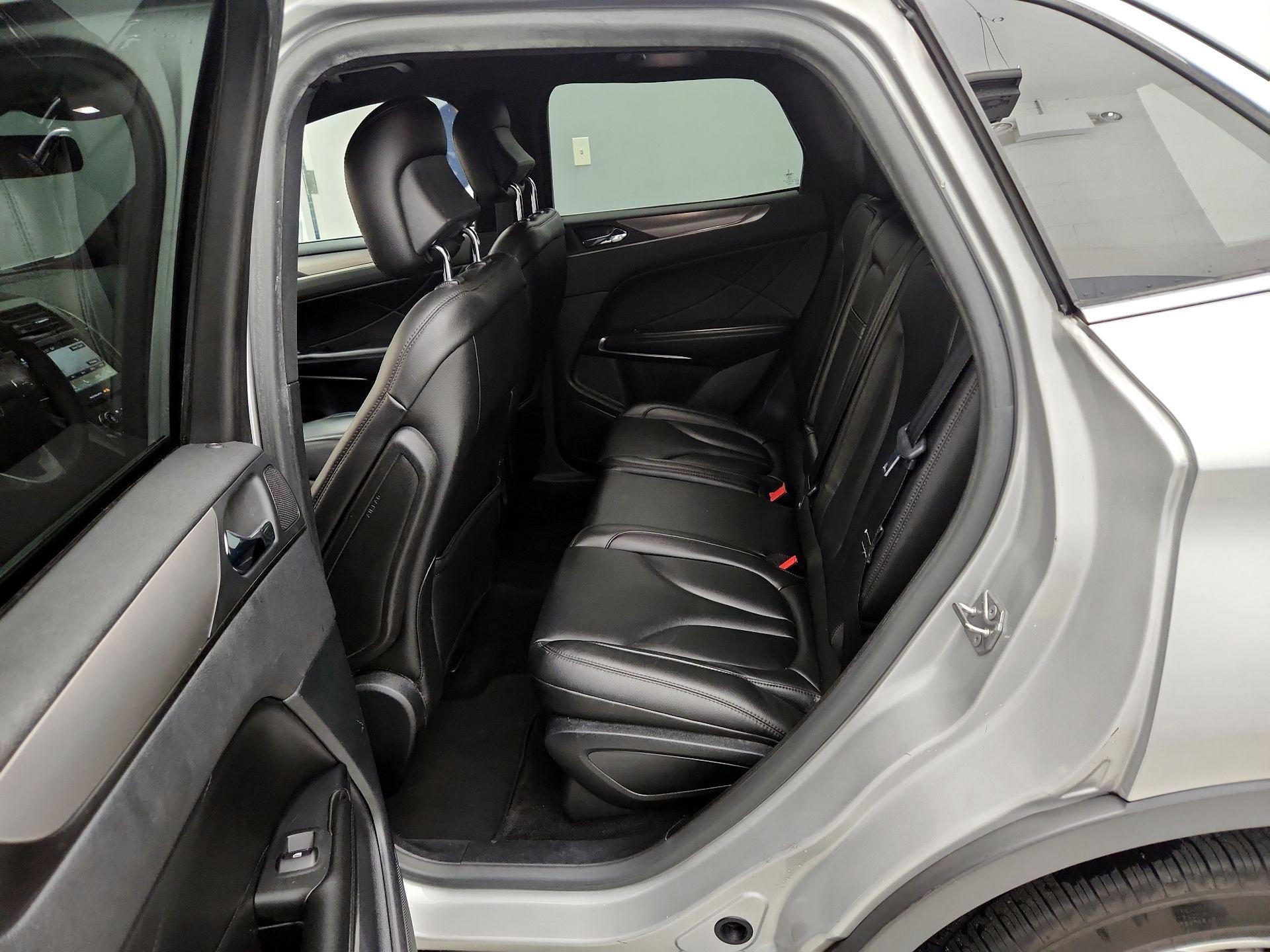 Thumbnail: 2017 Lincoln MKC - 19