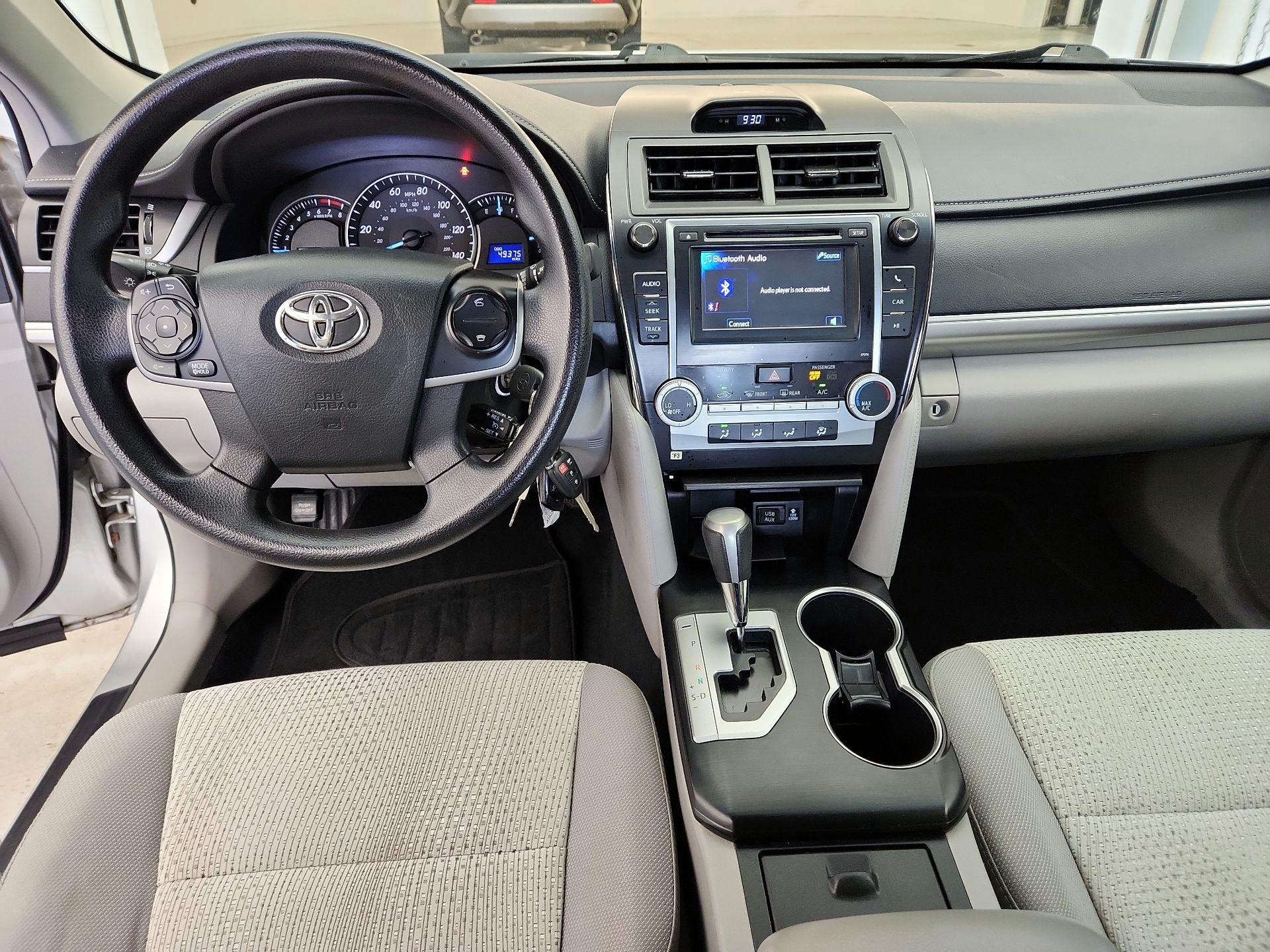 Thumbnail: 2014 Toyota Camry - 9
