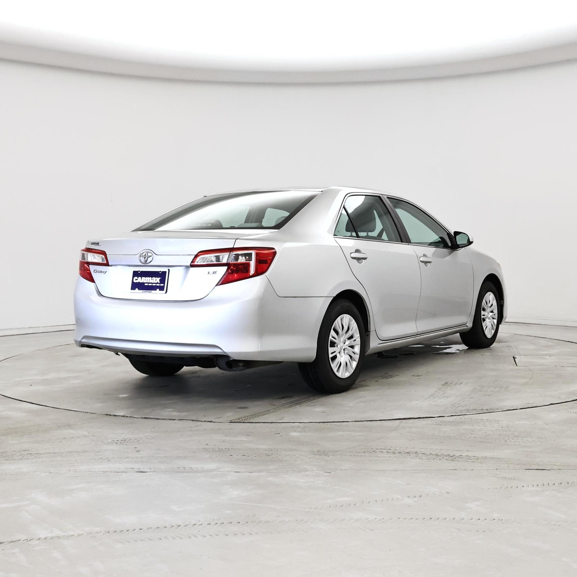 Thumbnail: 2014 Toyota Camry - 8