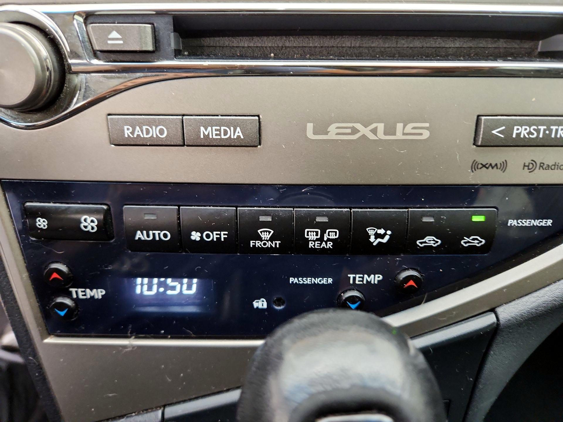 Thumbnail: 2015 Lexus RX - 17