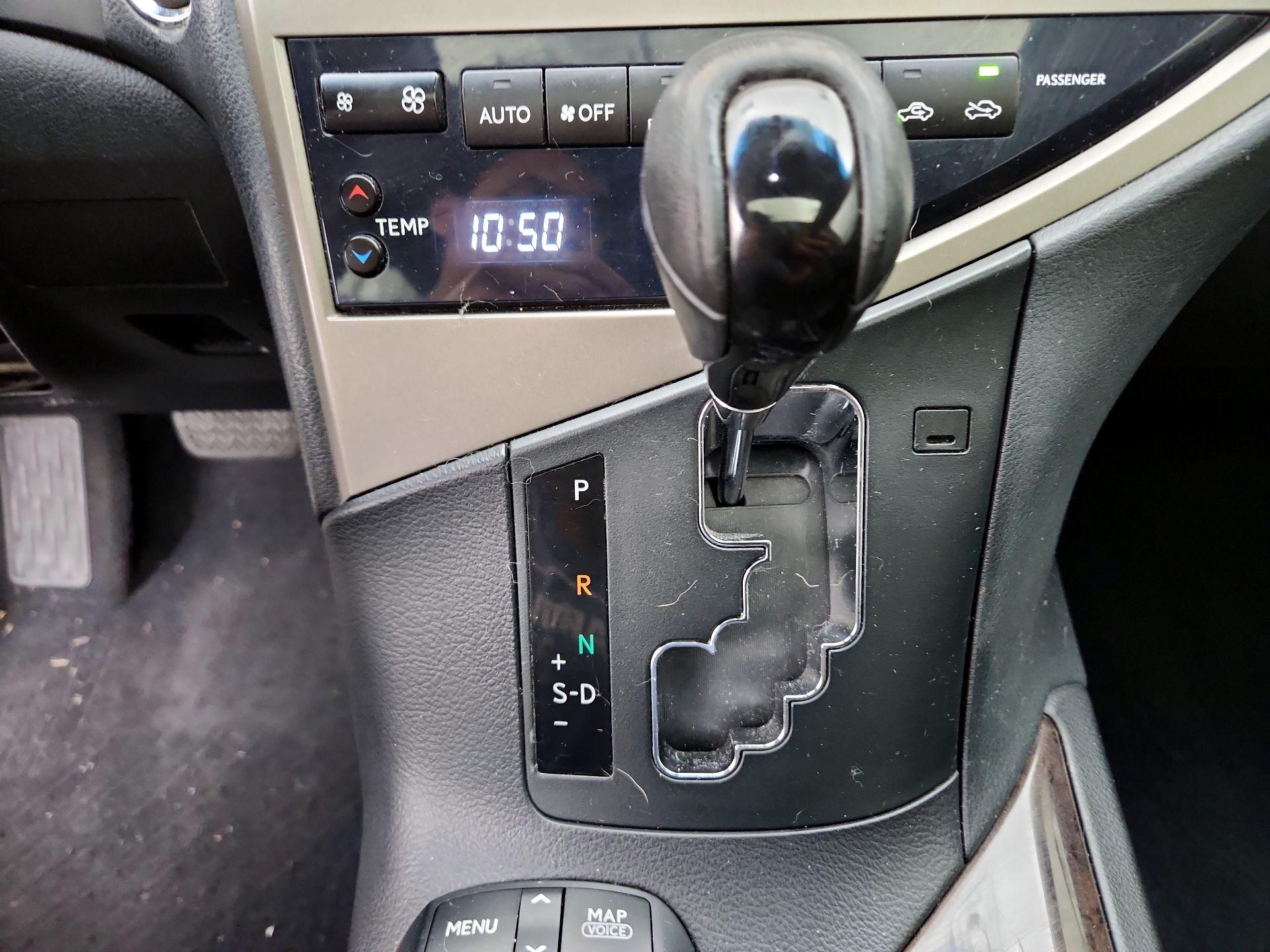 Thumbnail: 2015 Lexus RX - 18