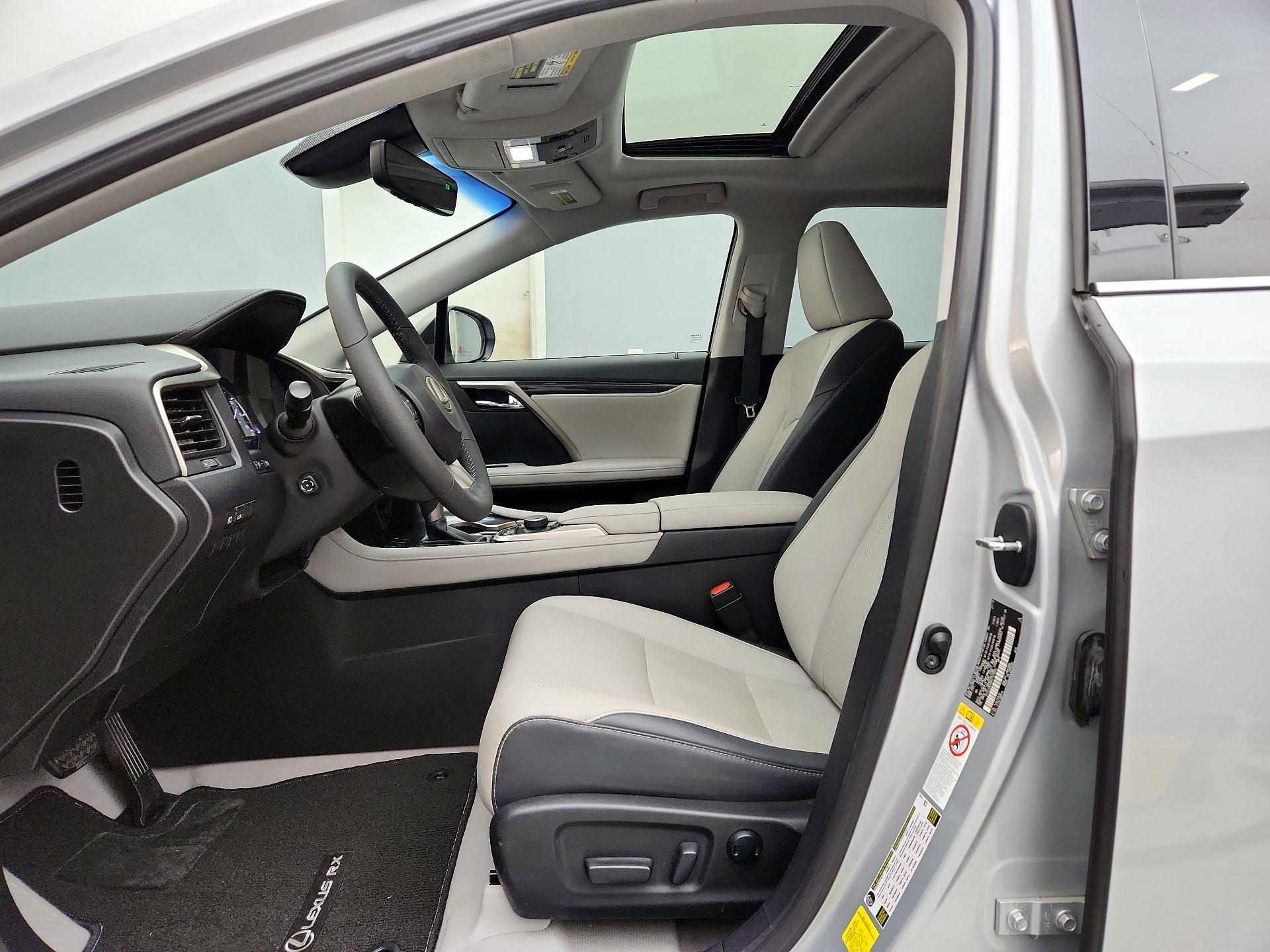 Thumbnail: 2019 Lexus RX - 11