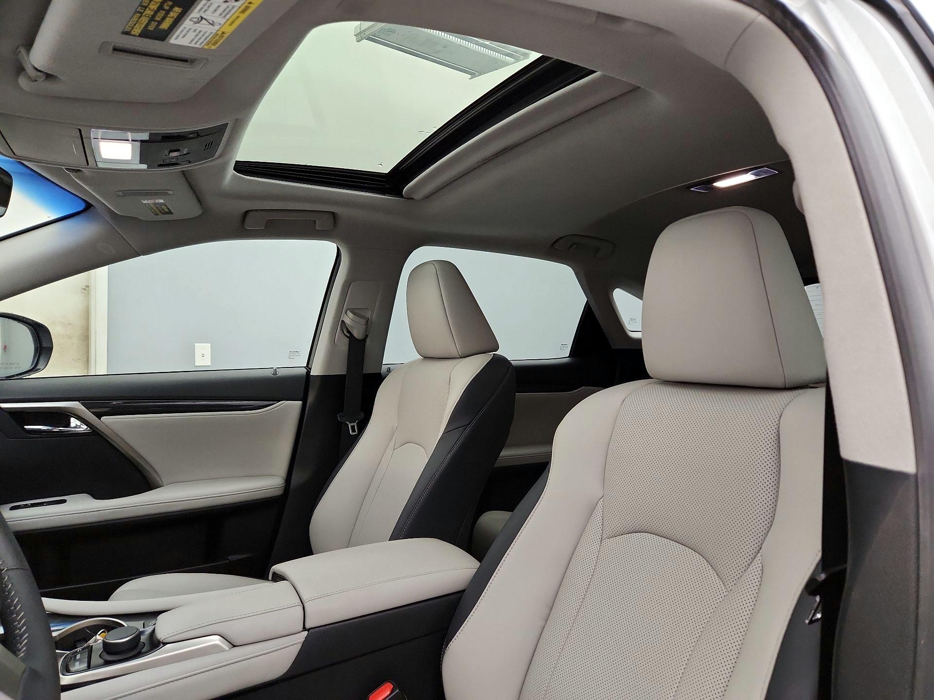 Thumbnail: 2019 Lexus RX - 19