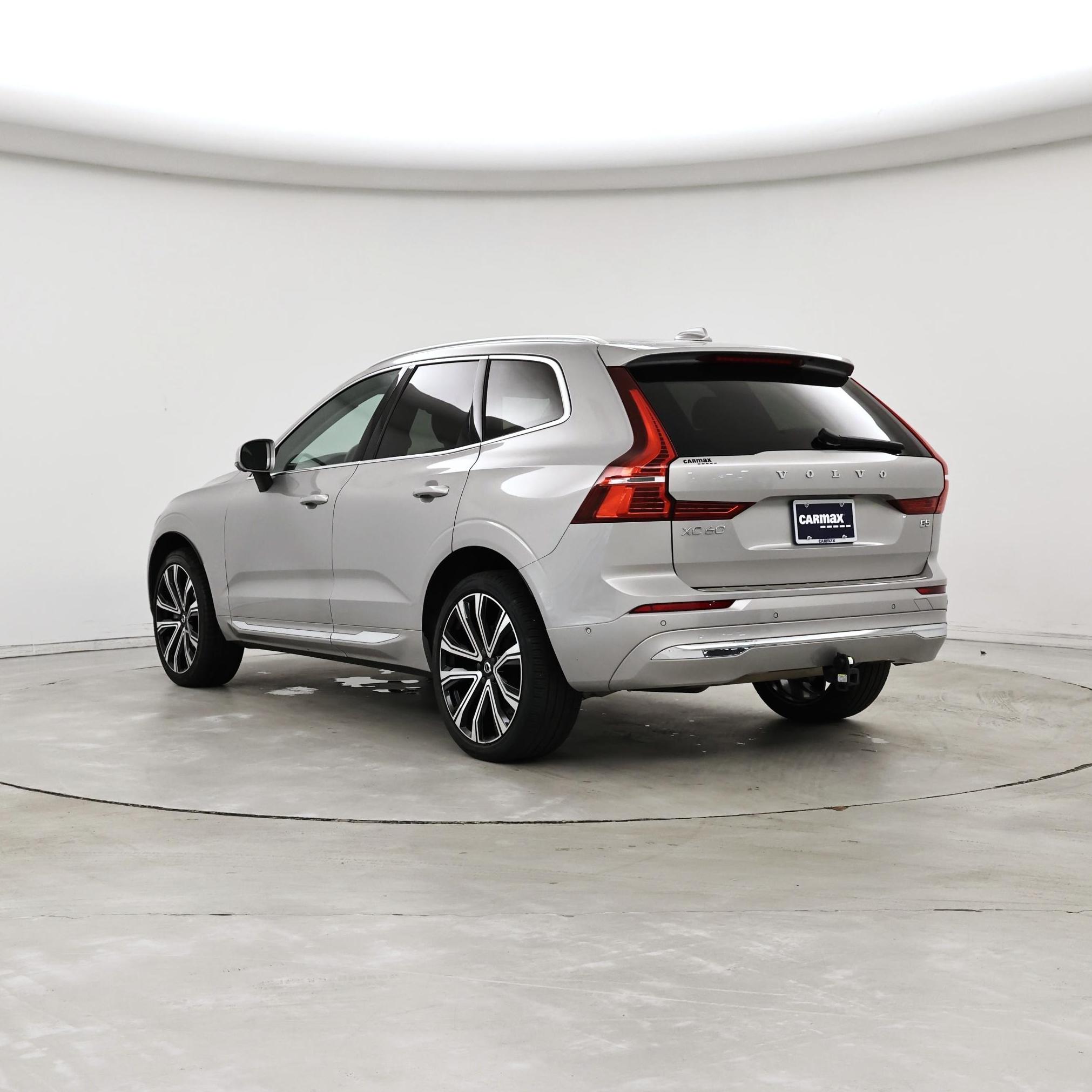 Thumbnail: 2023 Volvo XC60 - 2