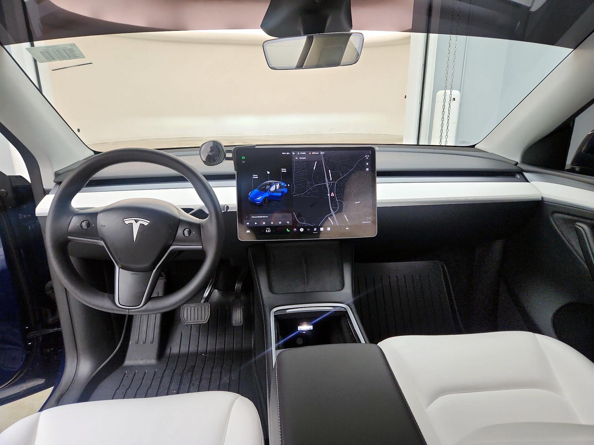 Thumbnail: 2023 Tesla Model Y - 9
