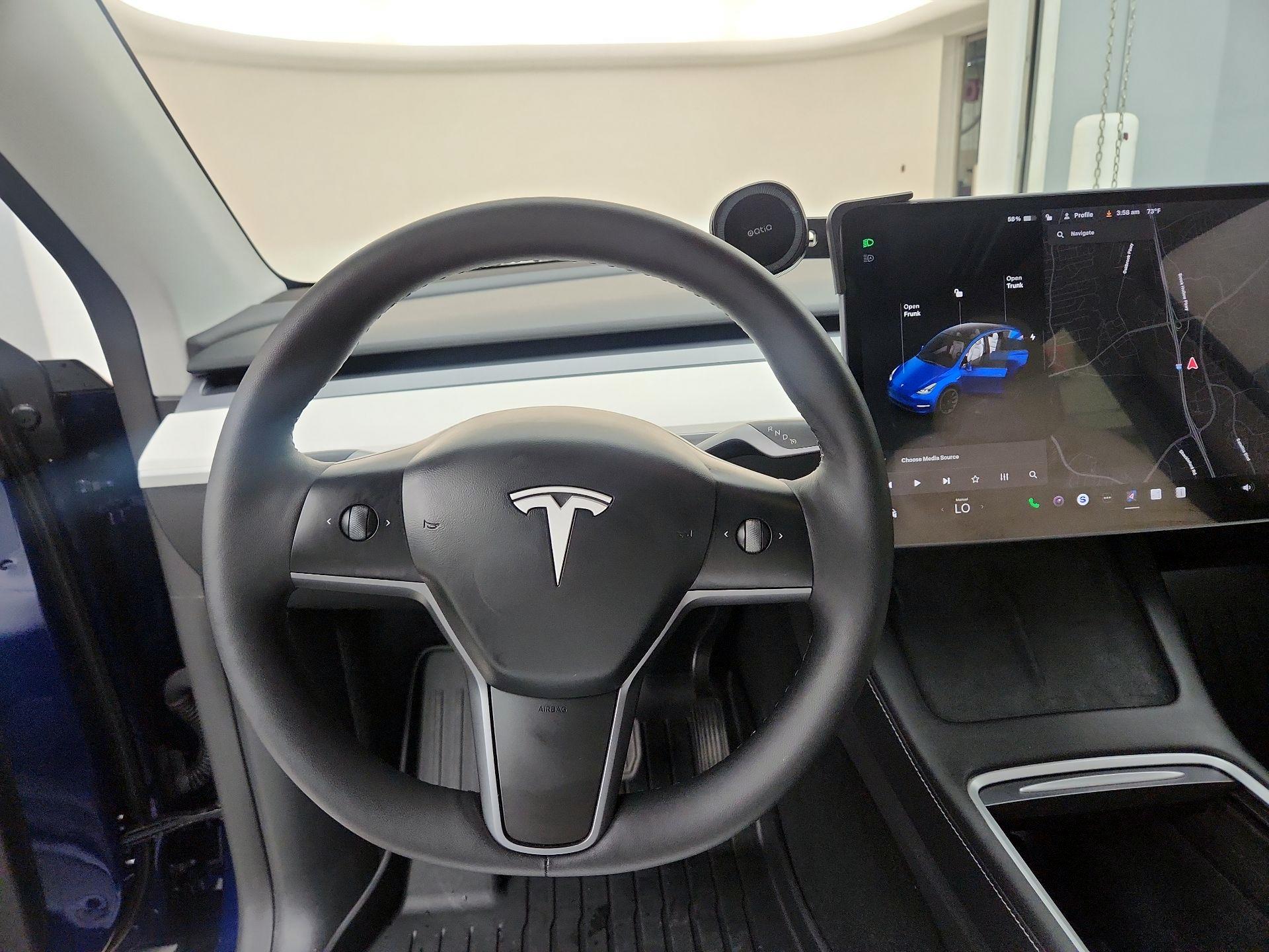 Thumbnail: 2023 Tesla Model Y - 10