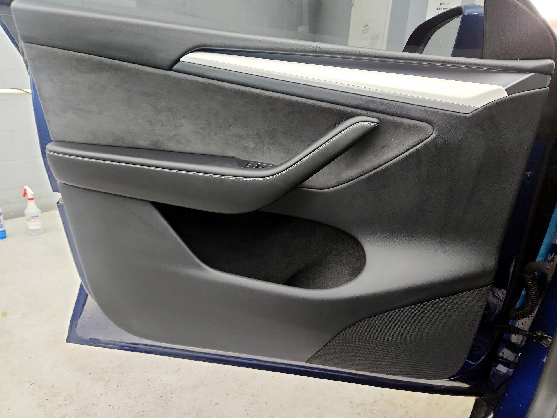 Thumbnail: 2023 Tesla Model Y - 12