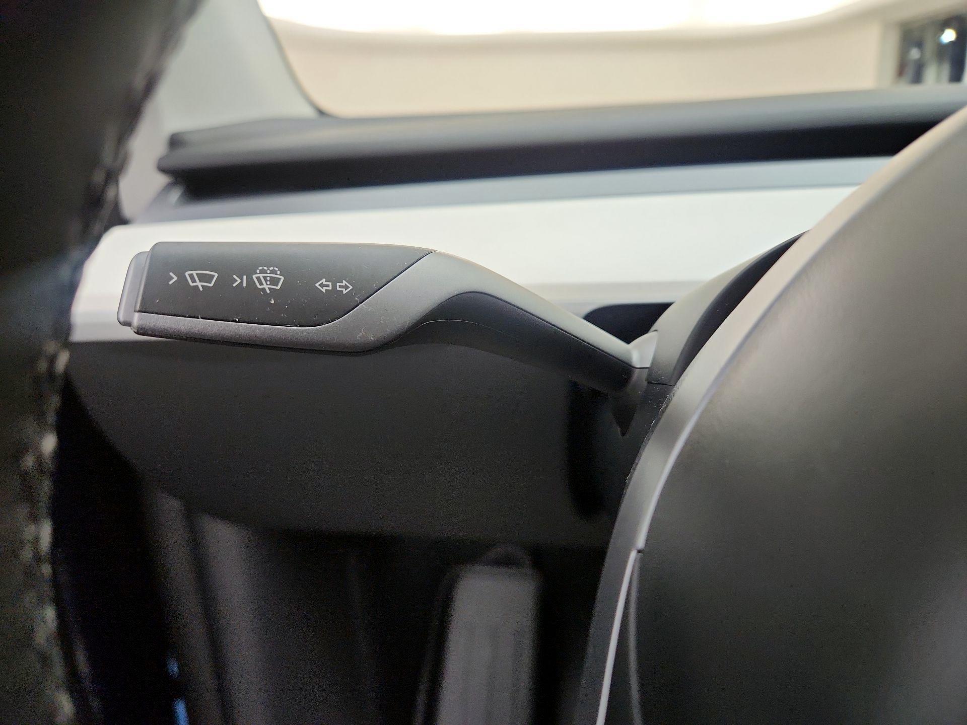 Thumbnail: 2023 Tesla Model Y - 13