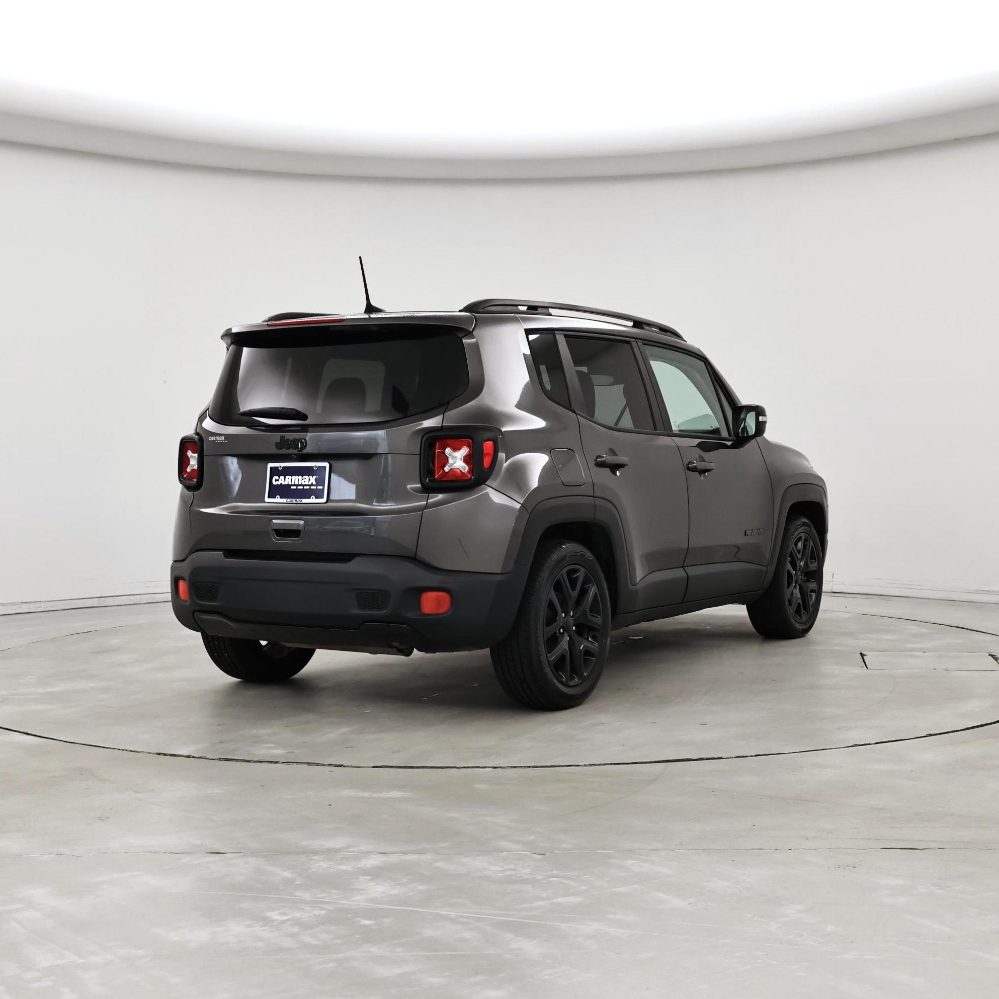 Thumbnail: 2018 Jeep Renegade - 8