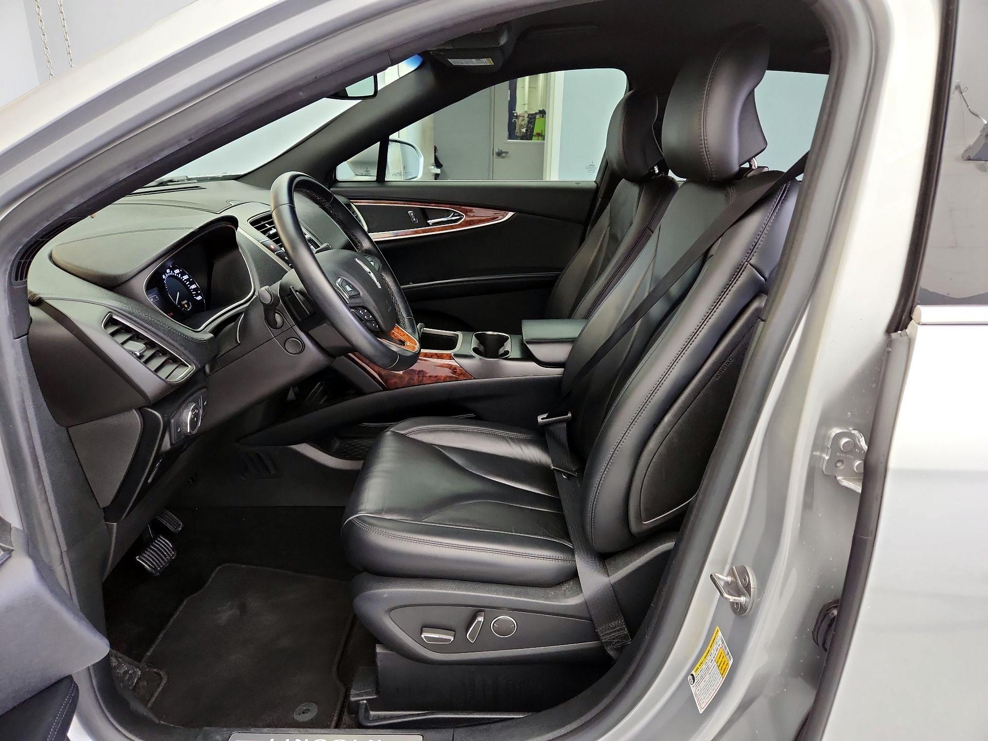 Thumbnail: 2018 Lincoln MKX - 11