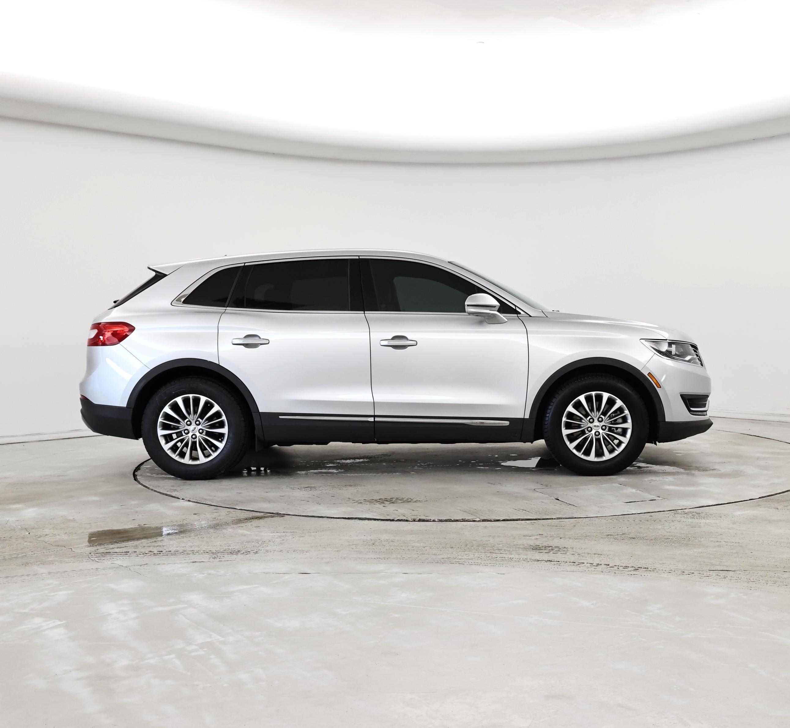 Thumbnail: 2018 Lincoln MKX - 7