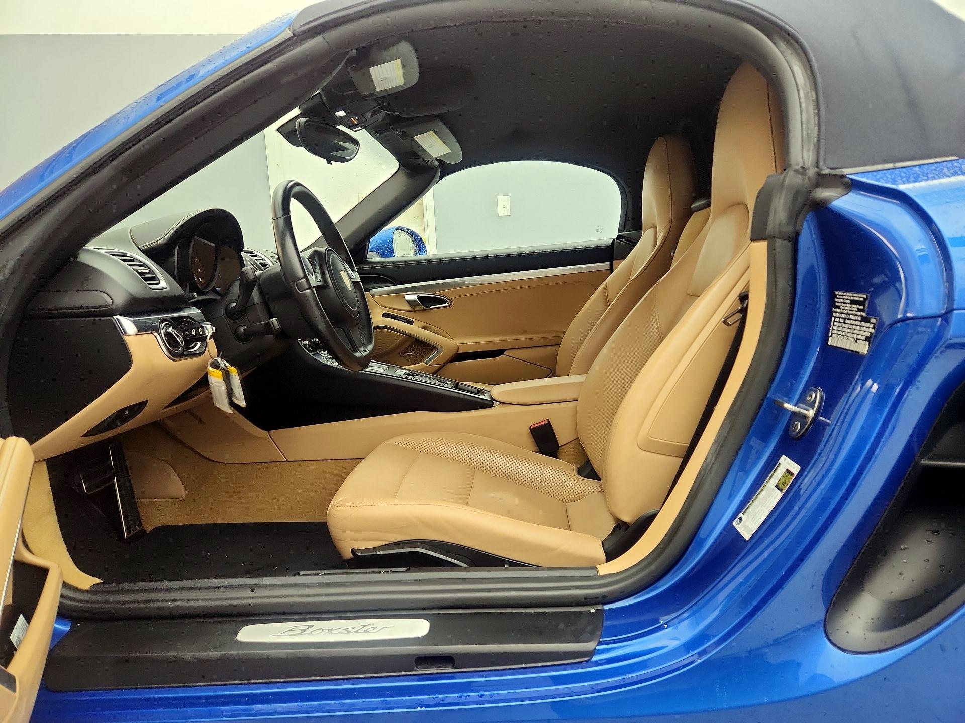 Thumbnail: 2016 Porsche Boxster - 11