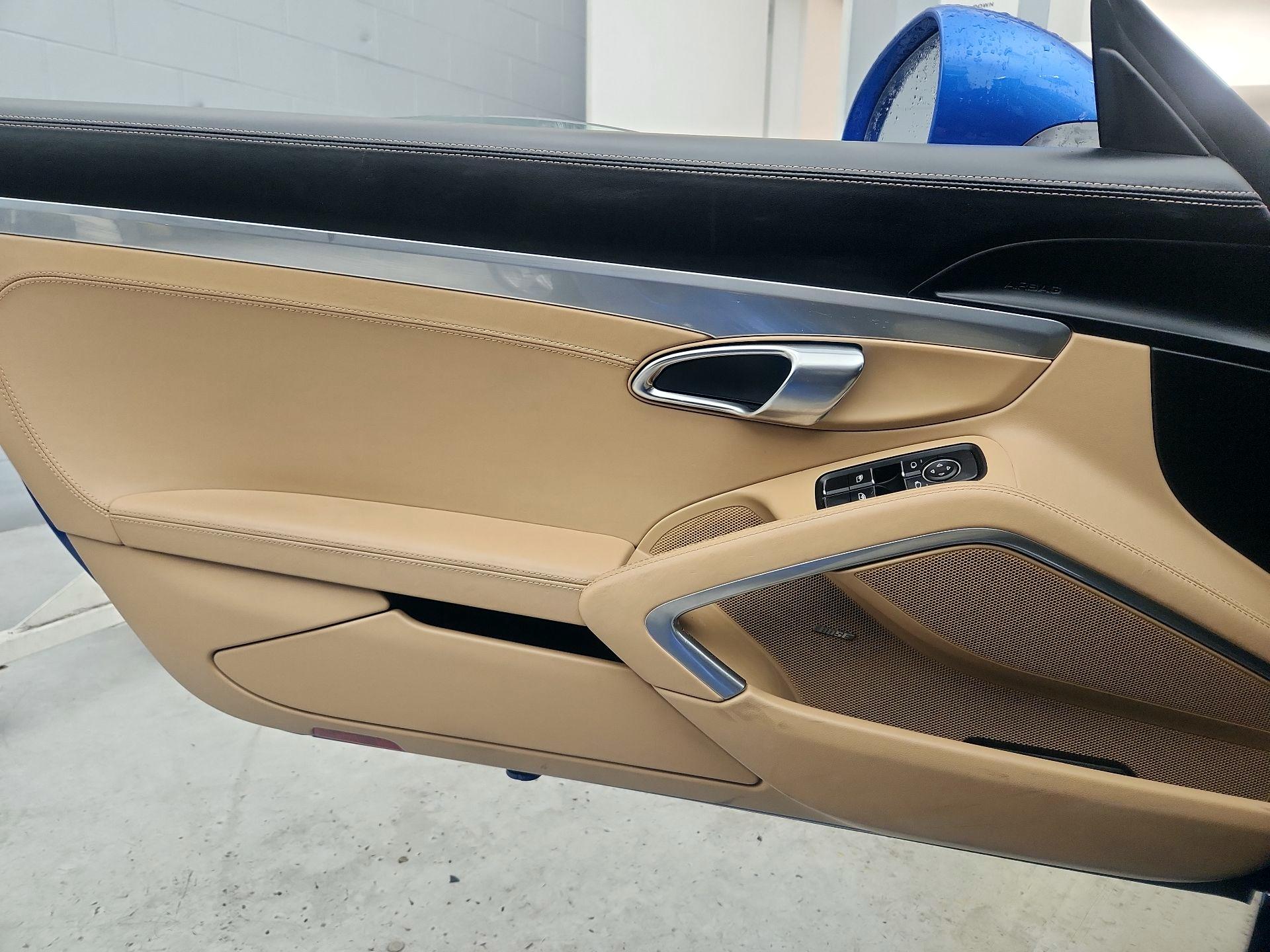 Thumbnail: 2016 Porsche Boxster - 12