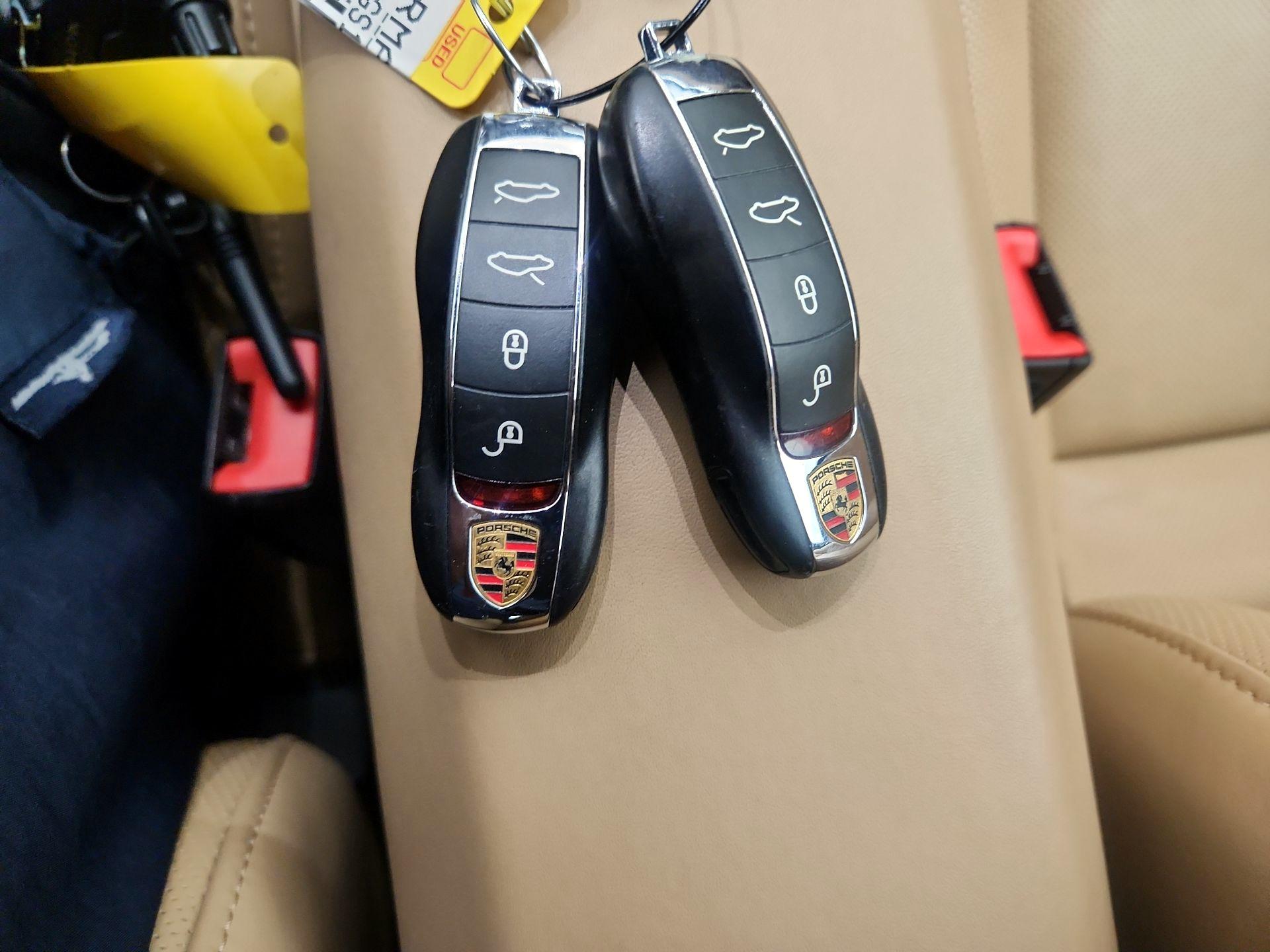 Thumbnail: 2016 Porsche Boxster - 20
