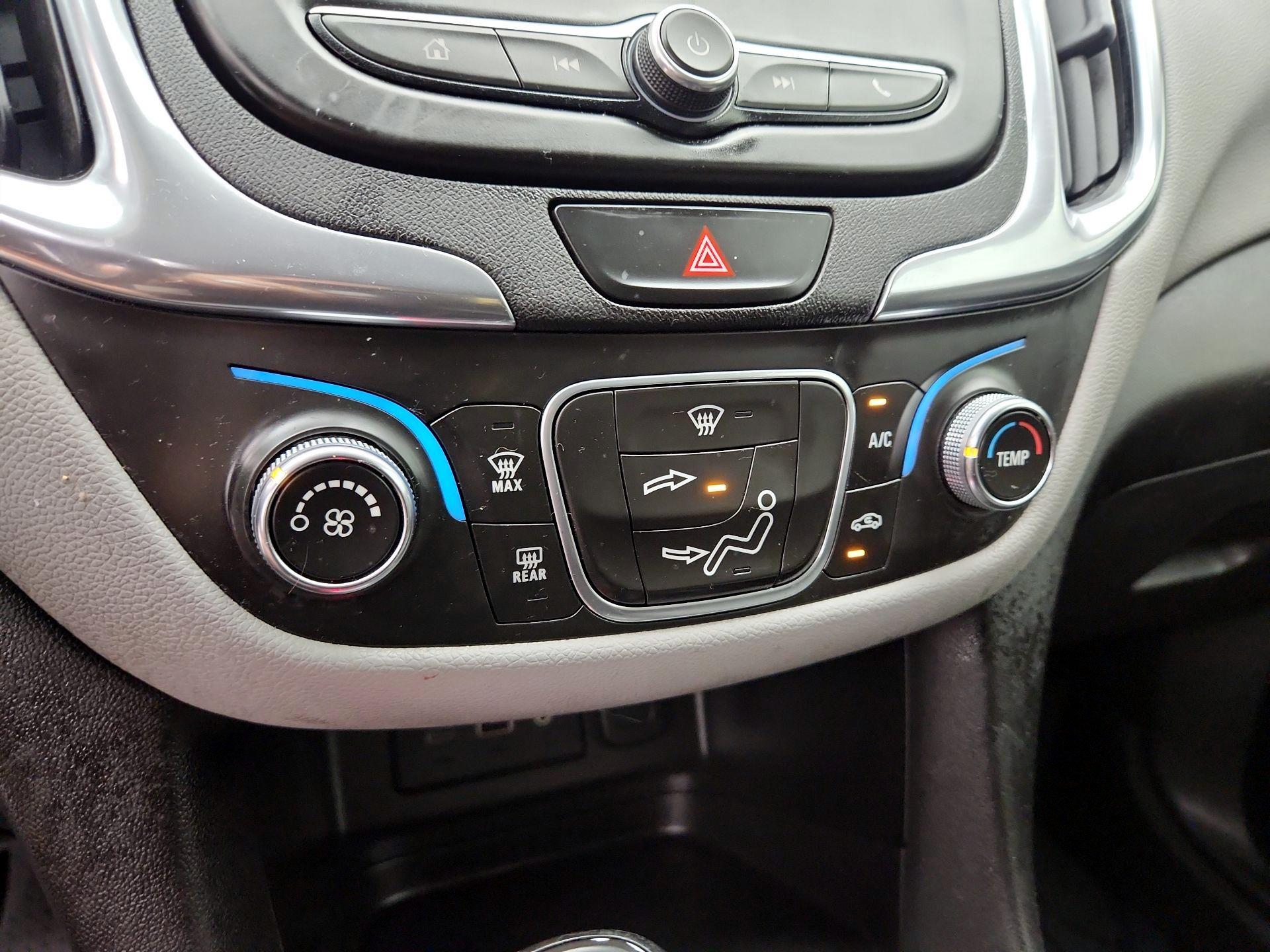 Thumbnail: 2019 Chevrolet Equinox - 16