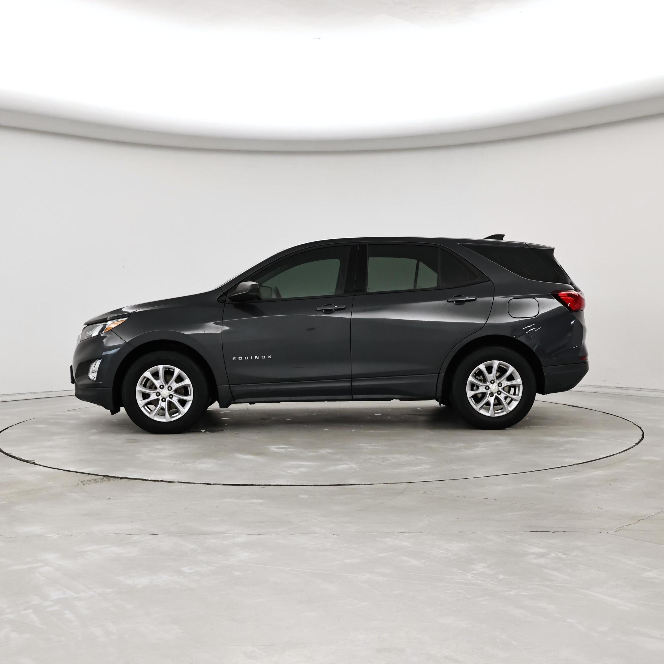 Thumbnail: 2019 Chevrolet Equinox - 3