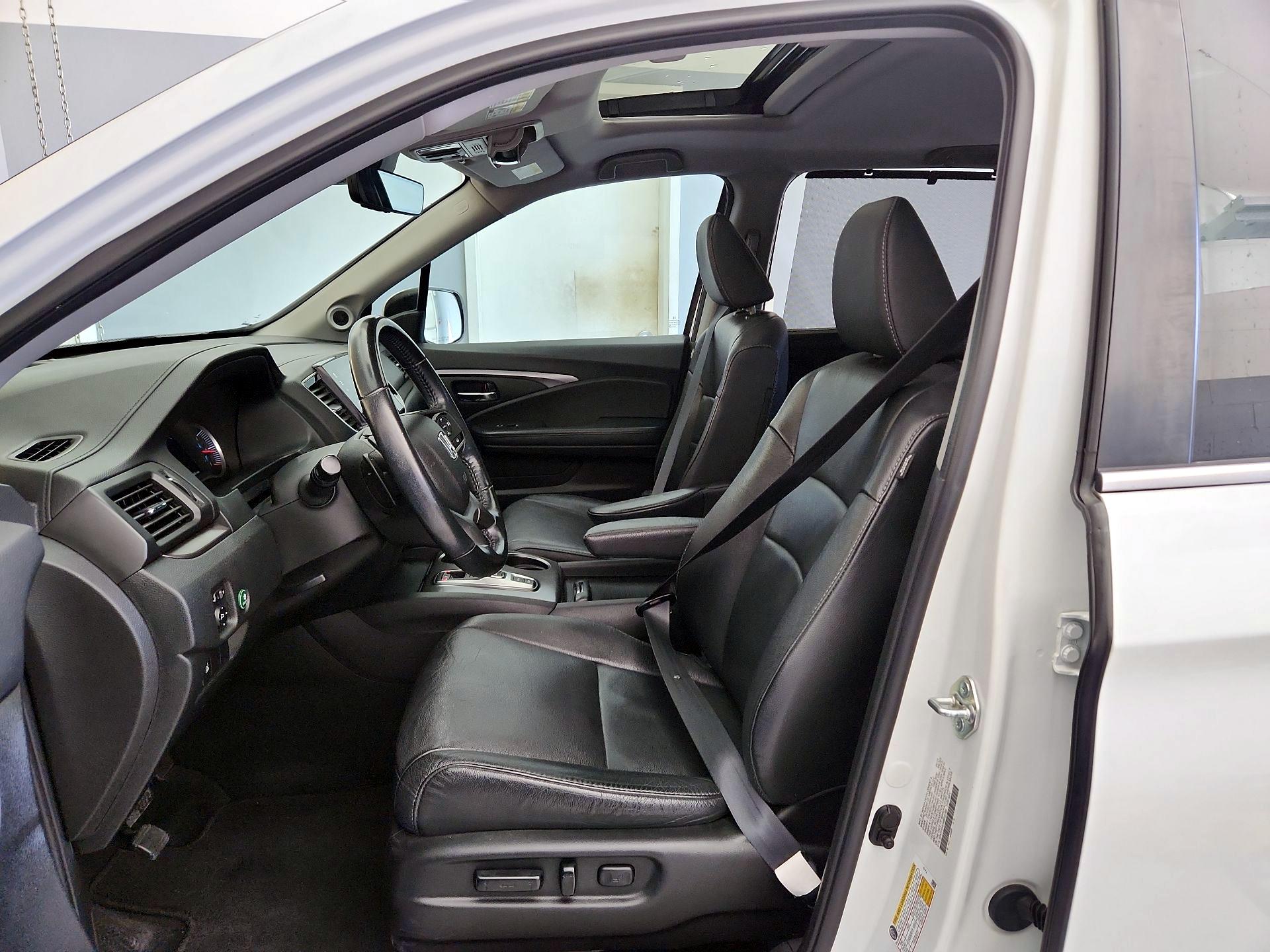 Thumbnail: 2021 Honda Pilot - 11