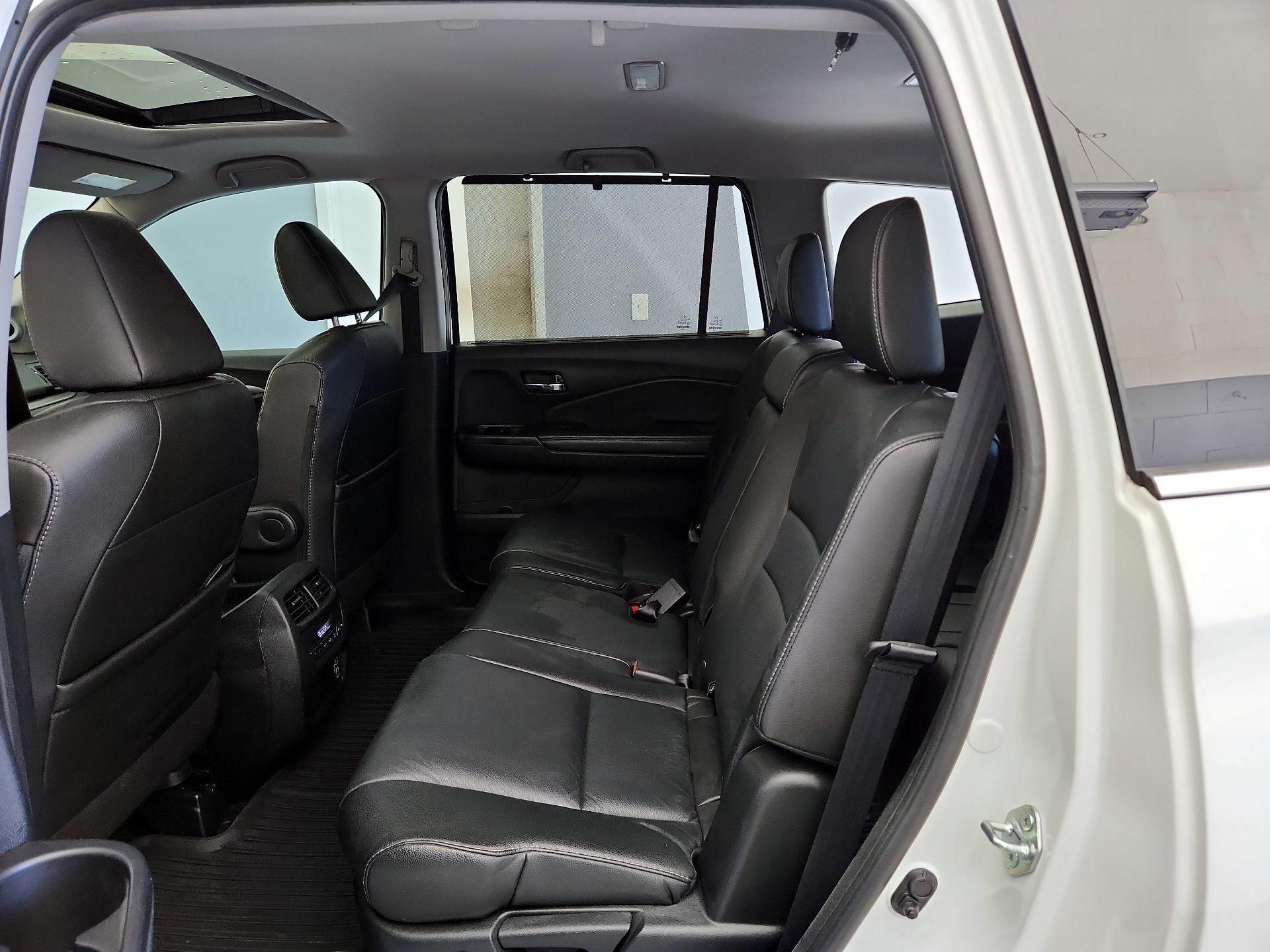 Thumbnail: 2021 Honda Pilot - 20