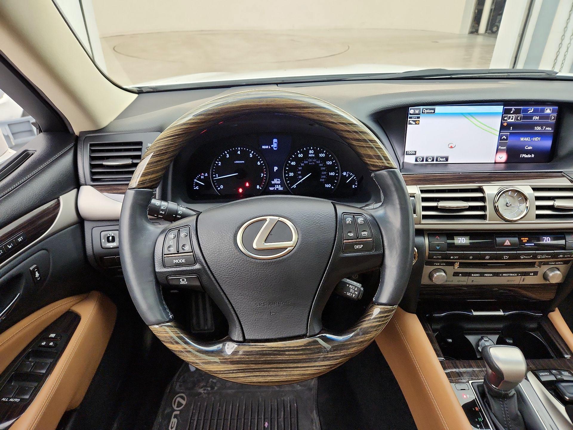 Thumbnail: 2015 Lexus LS - 10