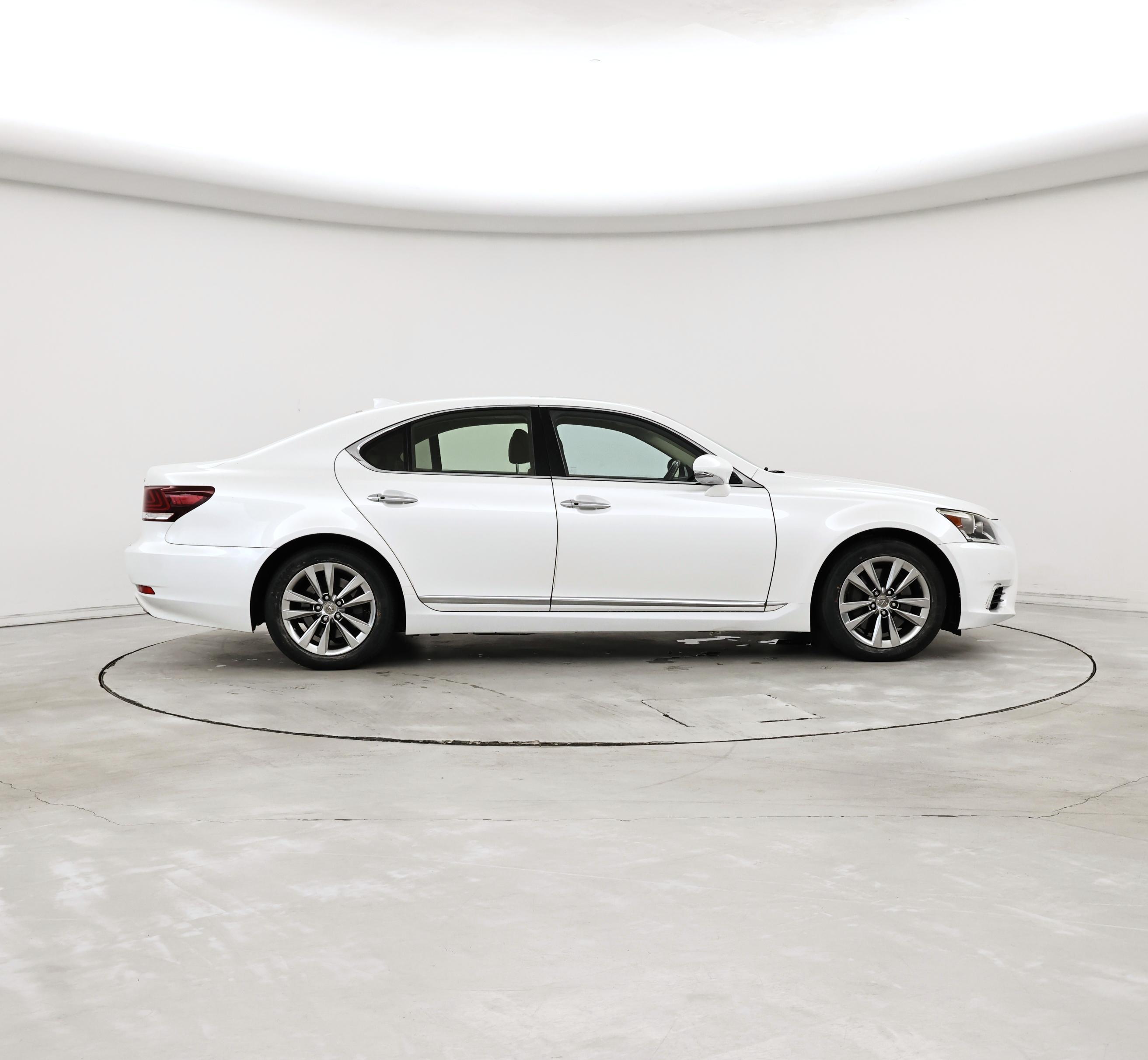 Thumbnail: 2015 Lexus LS - 7
