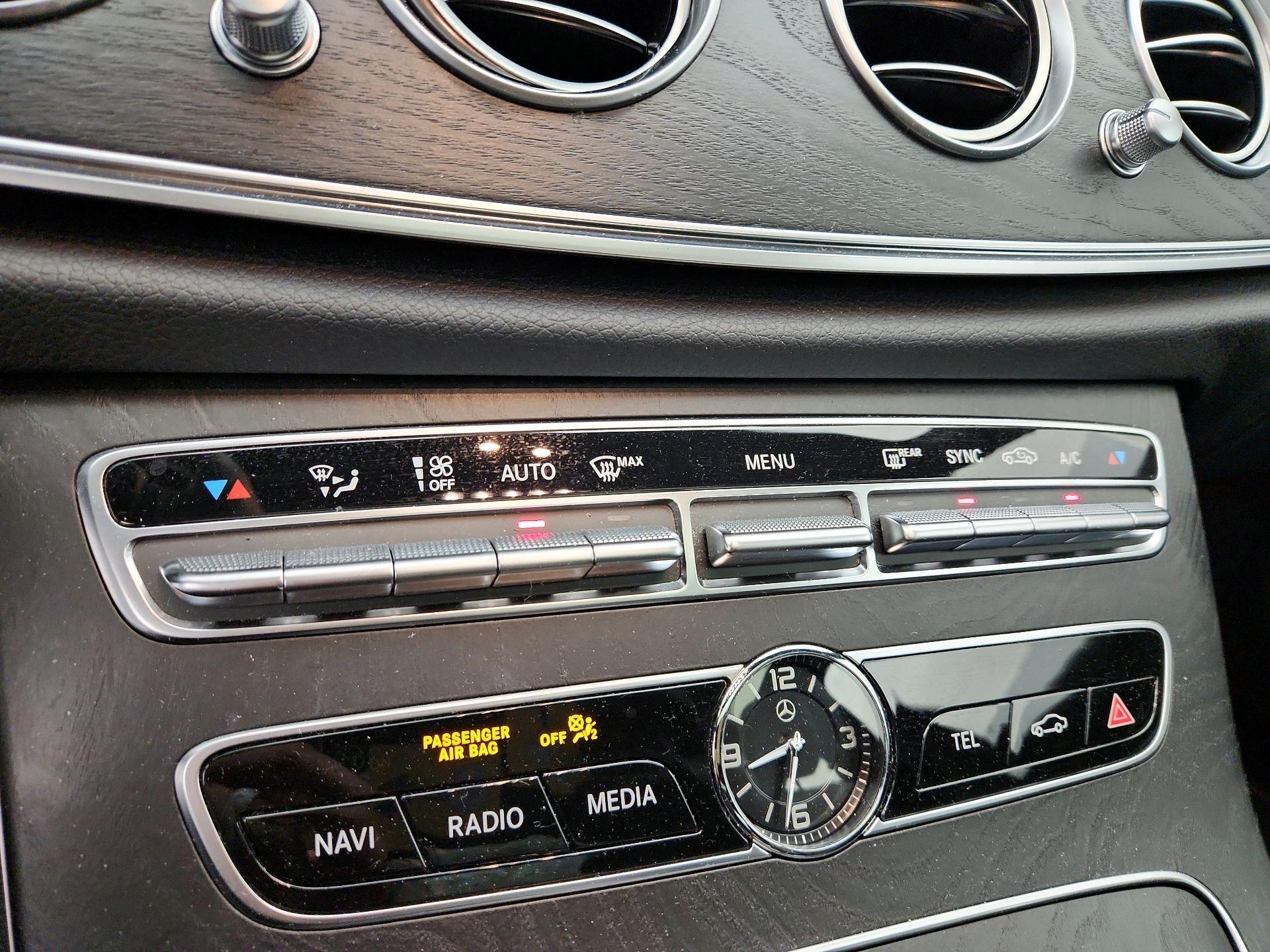 Thumbnail: 2018 Mercedes-Benz E-Class - 17