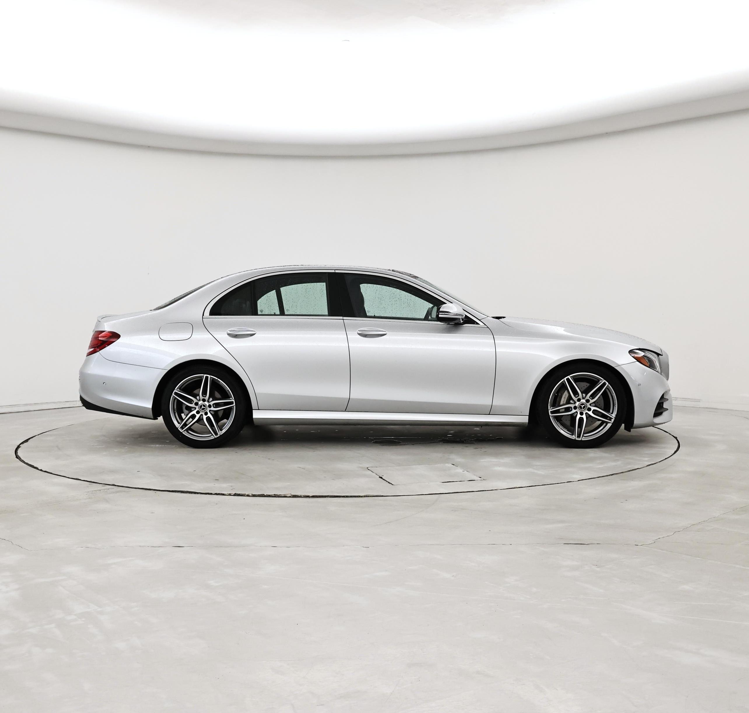 Thumbnail: 2018 Mercedes-Benz E-Class - 7