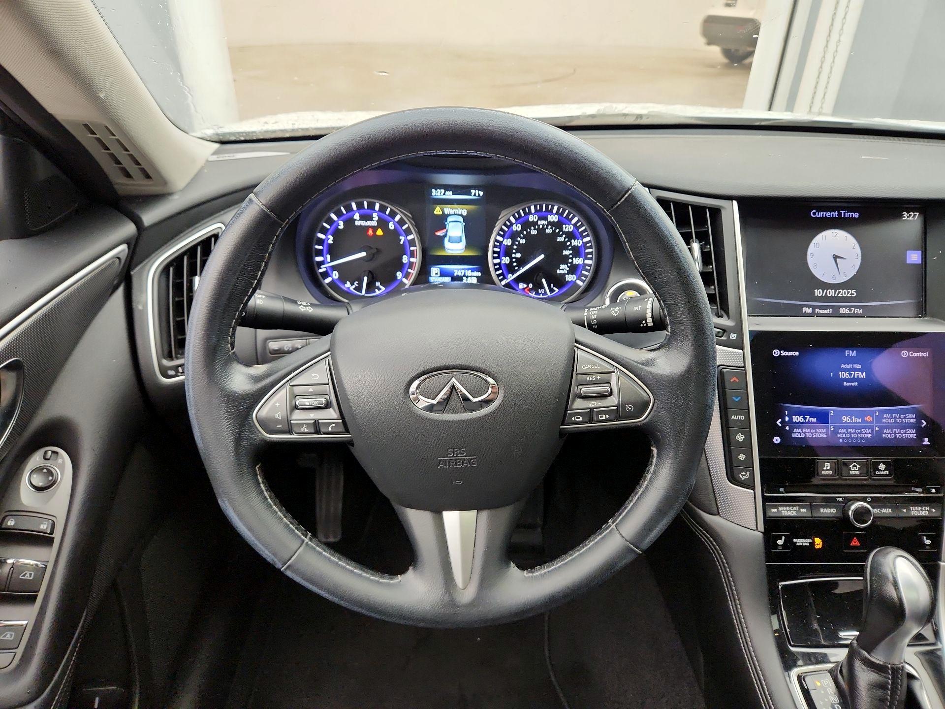 Thumbnail: 2015 INFINITI Q50 - 10