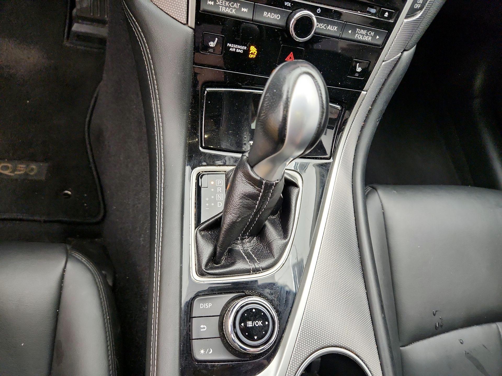 Thumbnail: 2015 INFINITI Q50 - 17