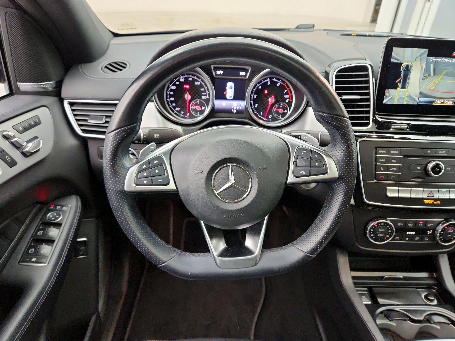 Thumbnail: 2017 Mercedes-Benz GLE - 10