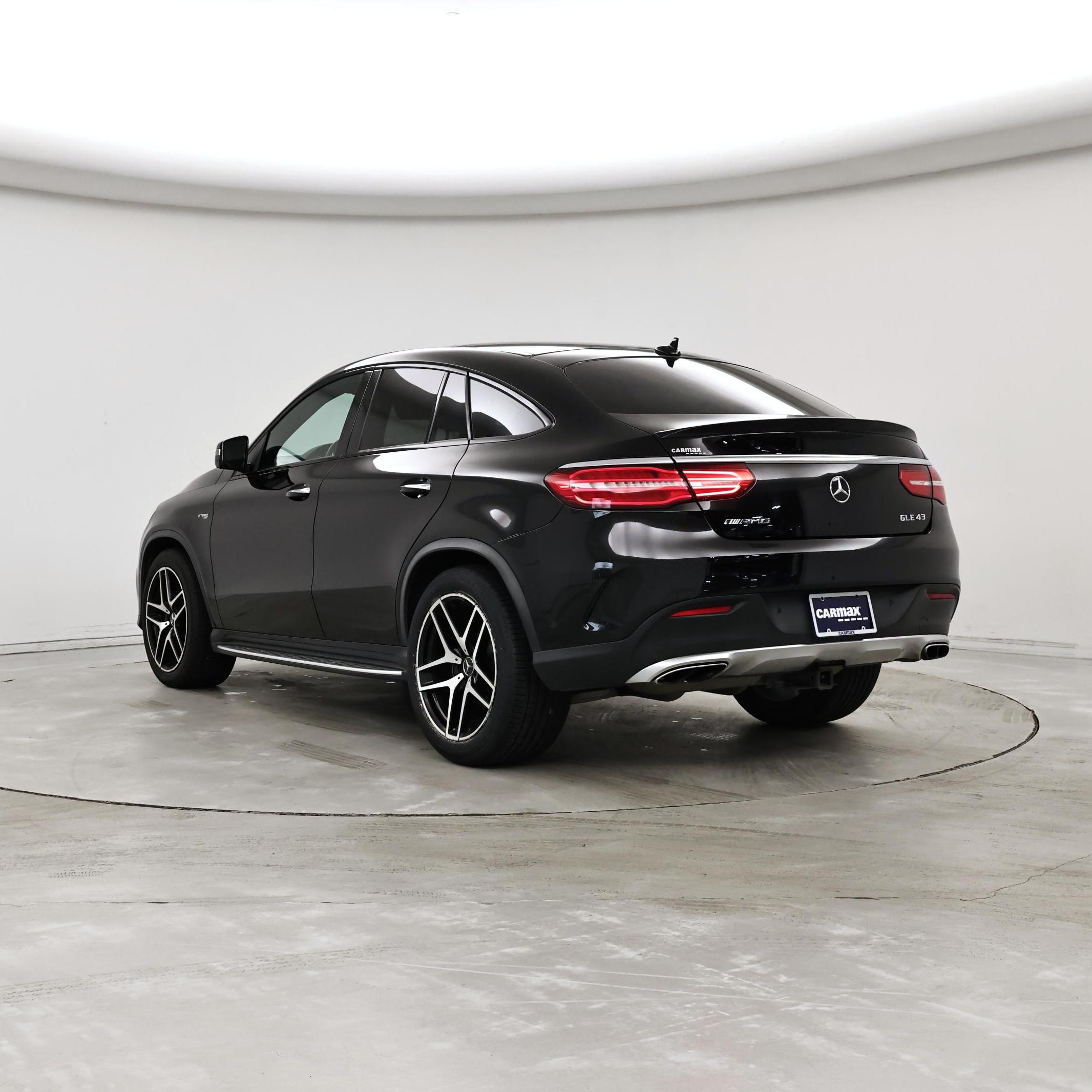 Thumbnail: 2017 Mercedes-Benz GLE - 2