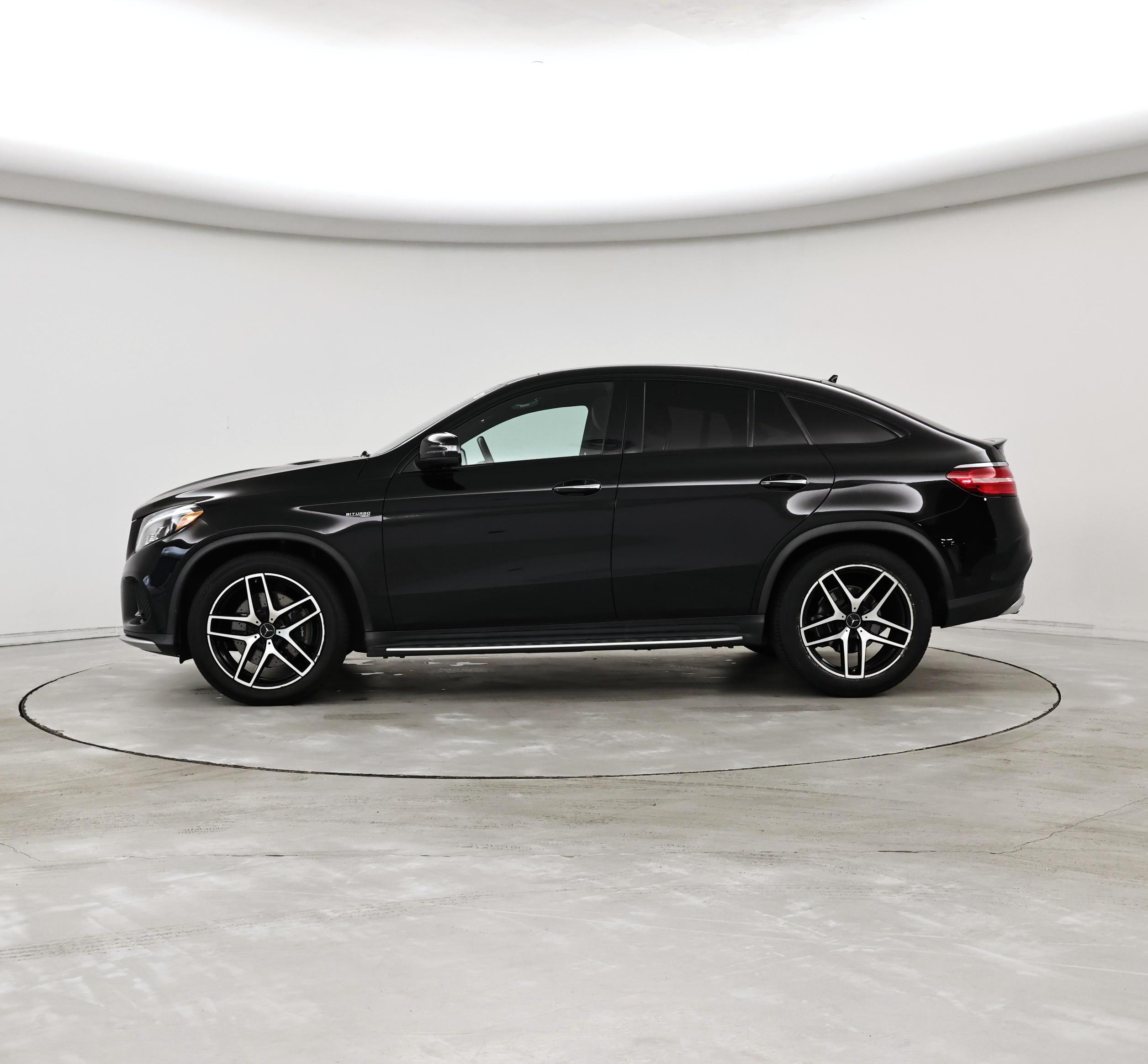 Thumbnail: 2017 Mercedes-Benz GLE - 3