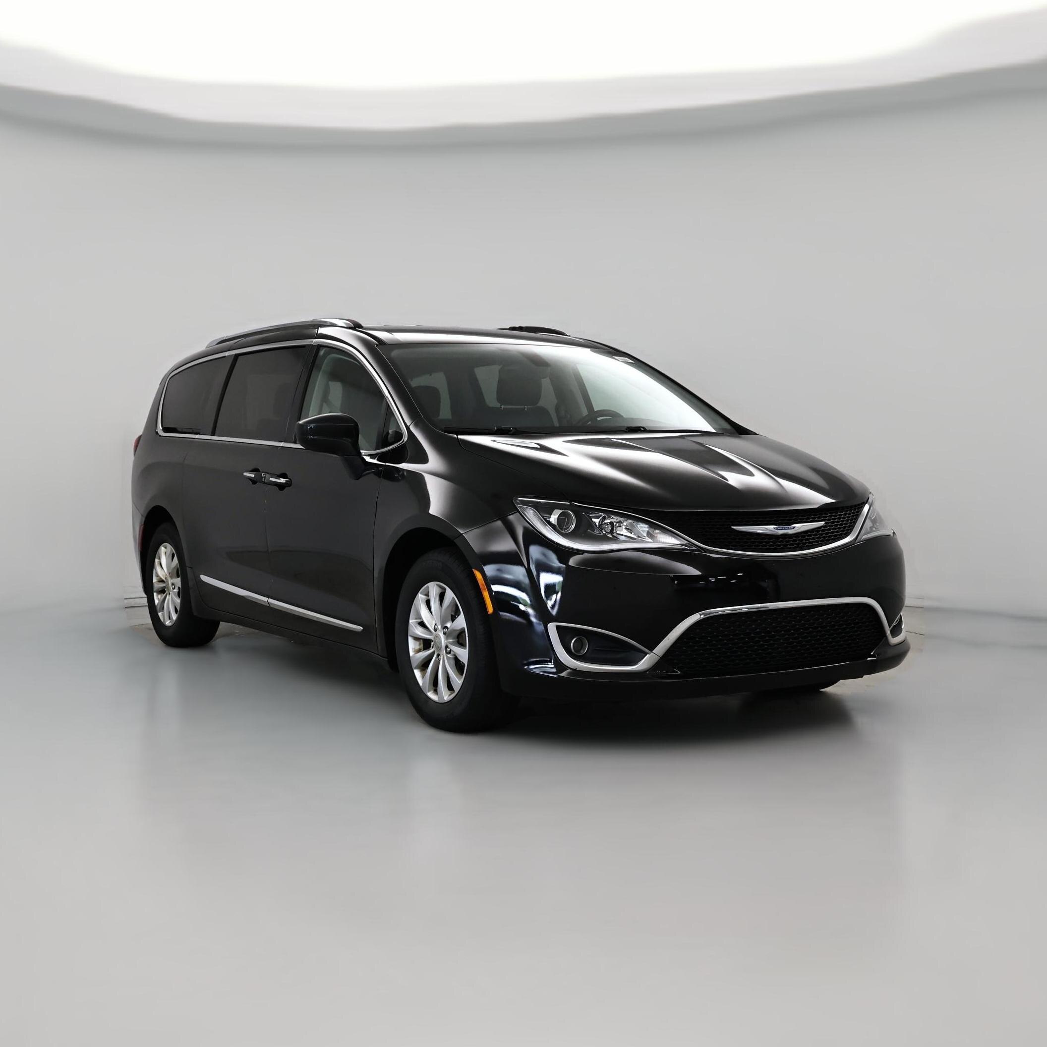 Thumbnail: 2018 Chrysler Pacifica - 1