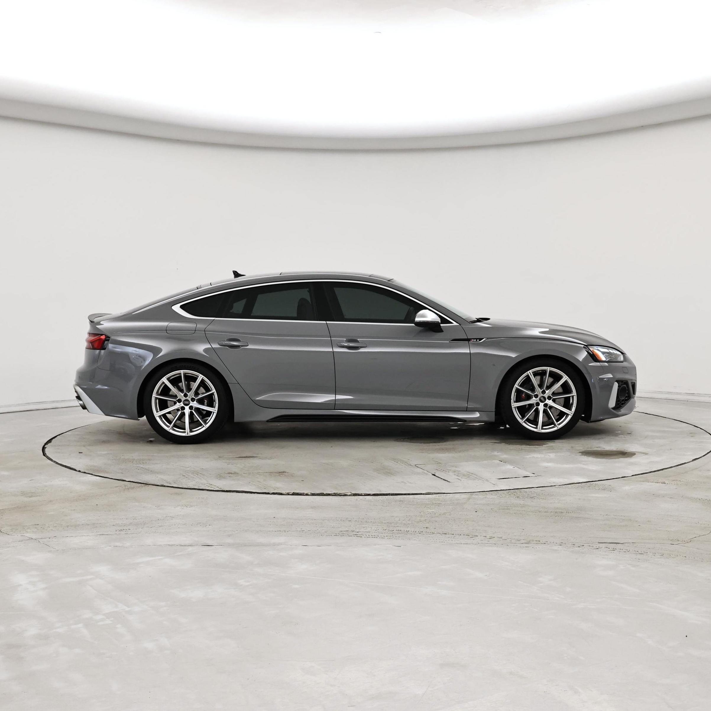 Thumbnail: 2022 Audi RS 5 - 7