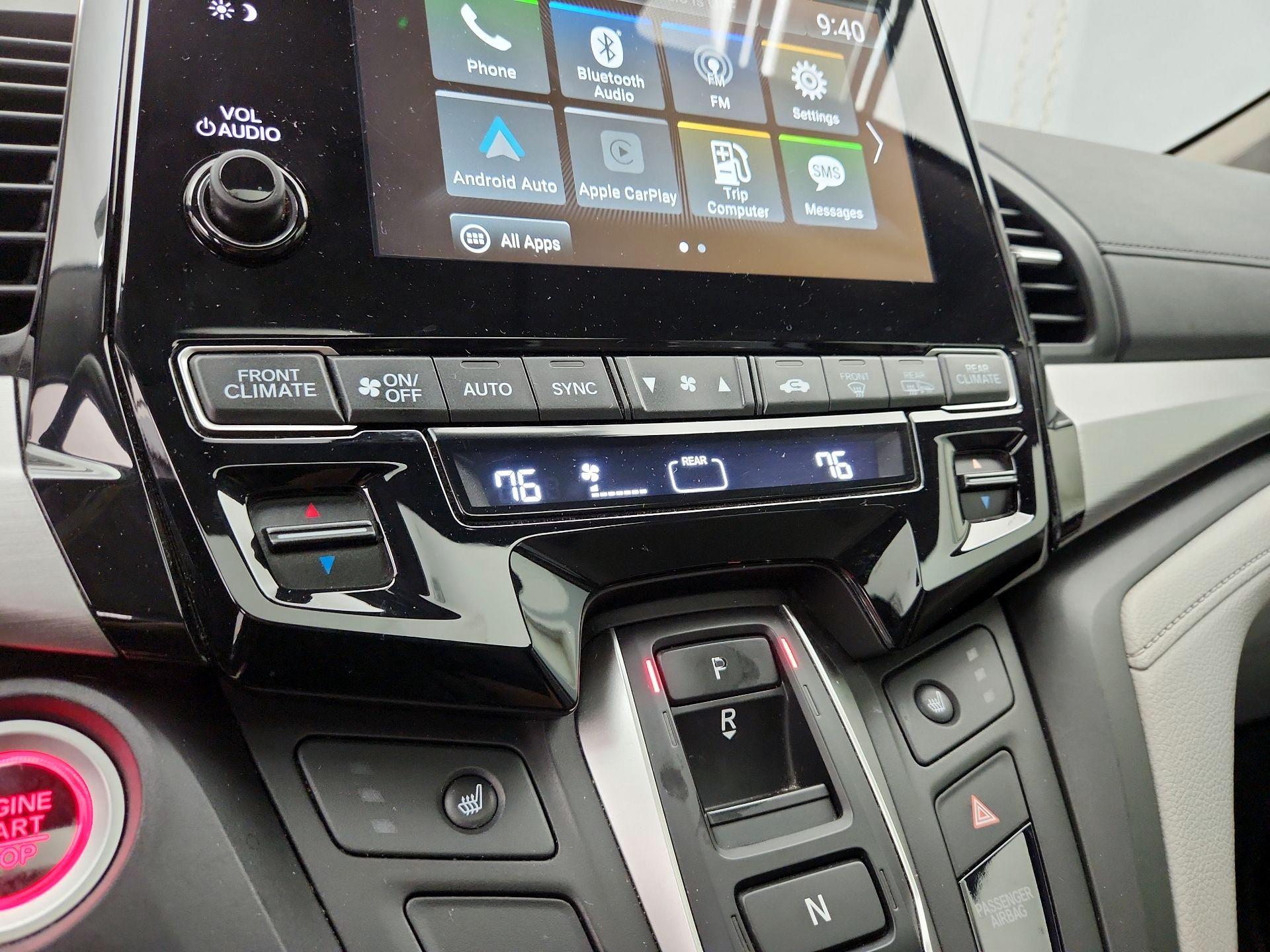 Thumbnail: 2019 Honda Odyssey - 16