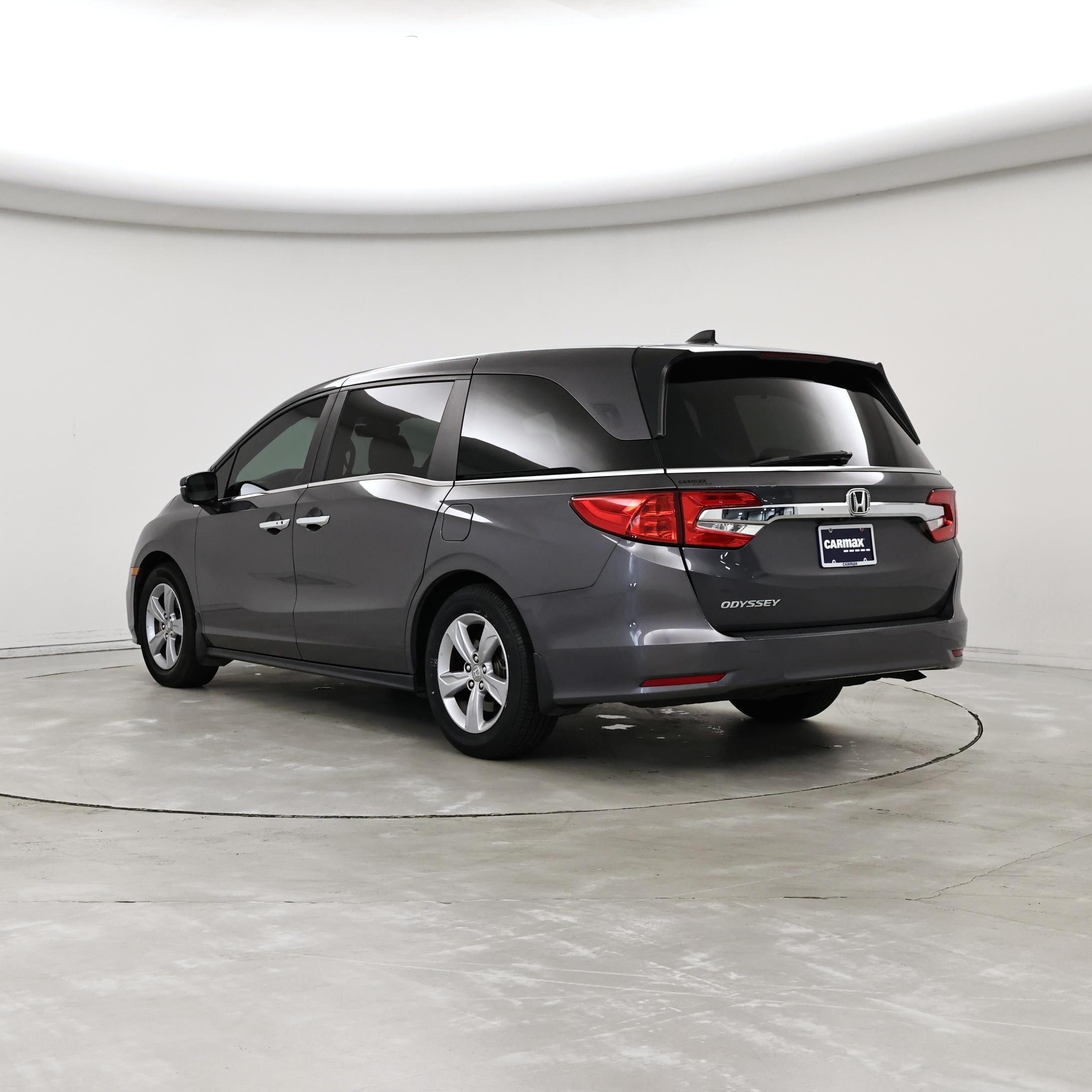 Thumbnail: 2019 Honda Odyssey - 2