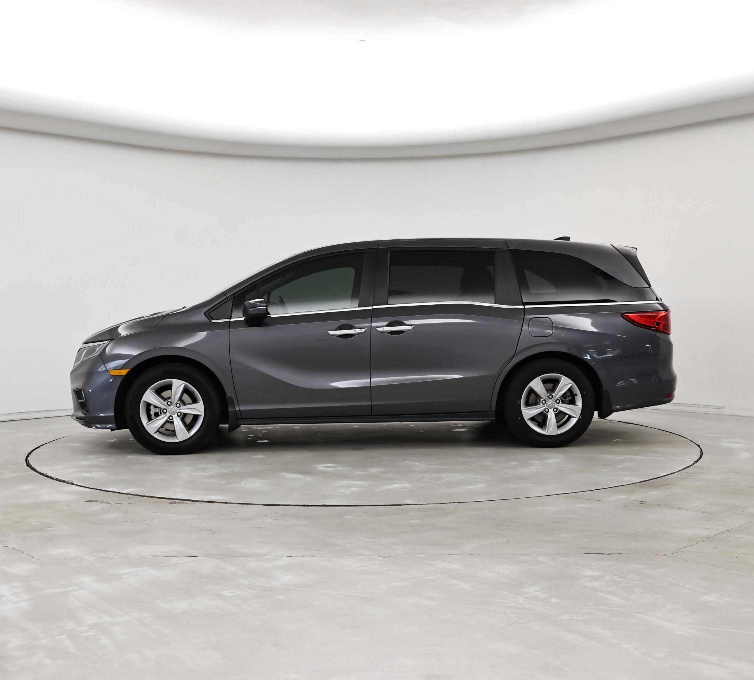 Thumbnail: 2019 Honda Odyssey - 3
