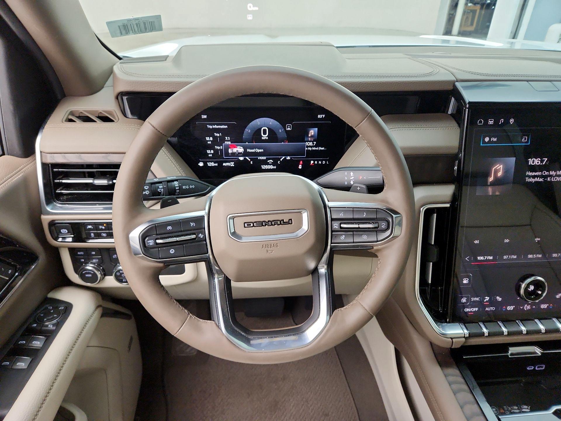 Thumbnail: 2025 GMC Yukon XL - 10