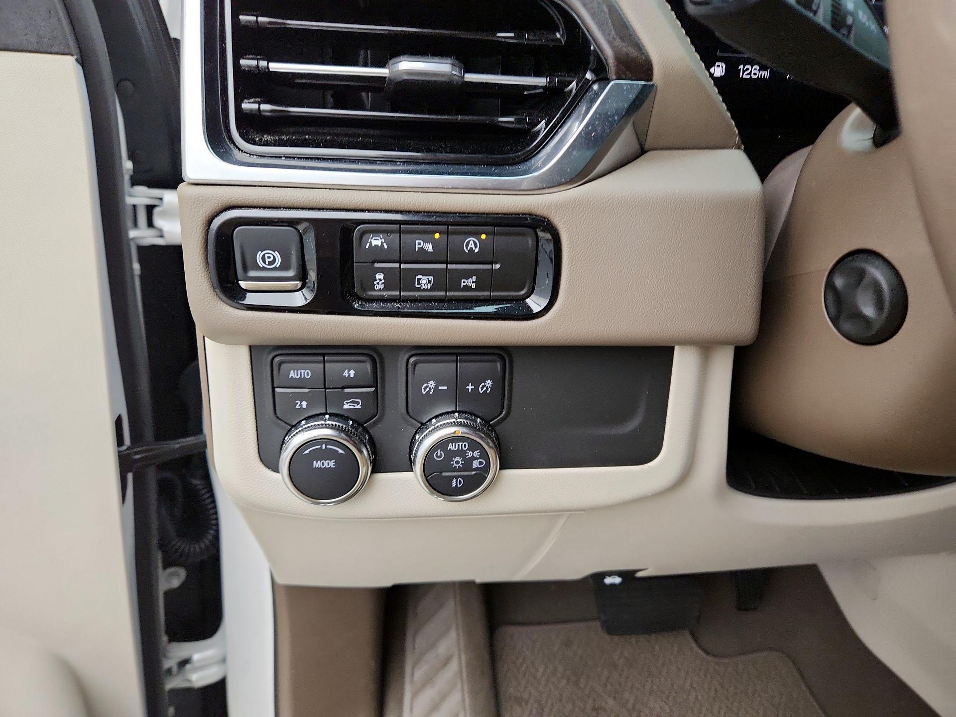 Thumbnail: 2025 GMC Yukon XL - 13