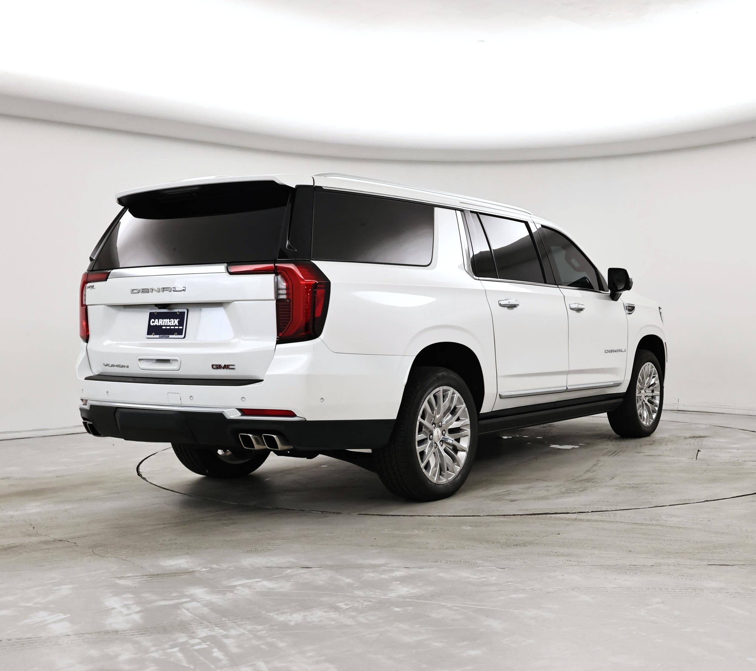 Thumbnail: 2025 GMC Yukon XL - 8