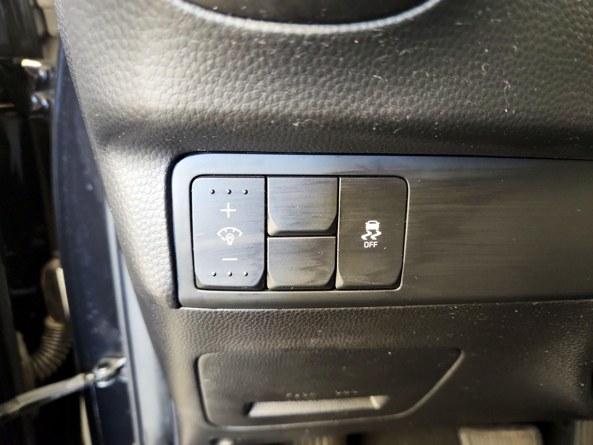 Thumbnail: 2019 Kia Soul - 13
