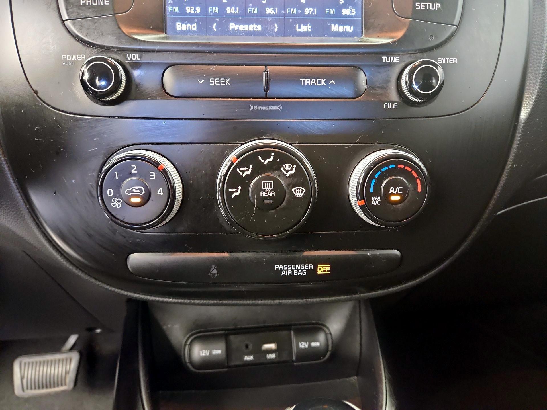 Thumbnail: 2019 Kia Soul - 16