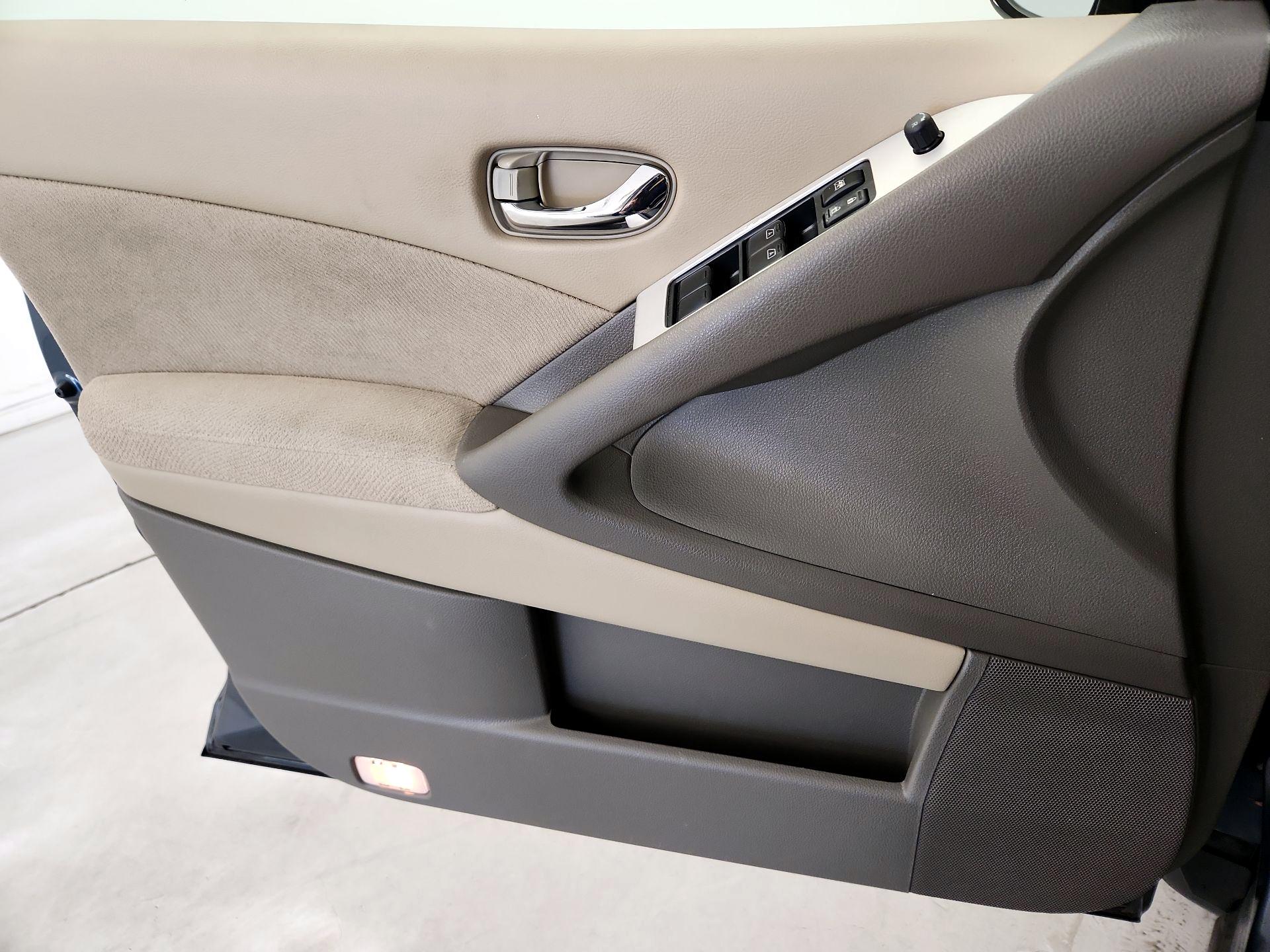 Thumbnail: 2014 Nissan Murano - 12