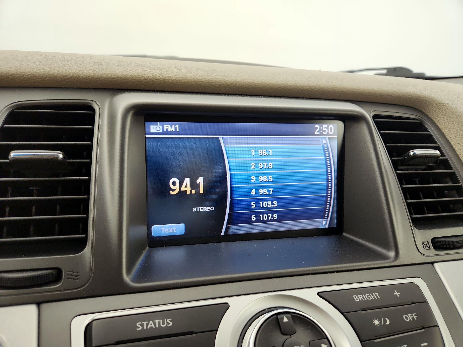 Thumbnail: 2014 Nissan Murano - 15