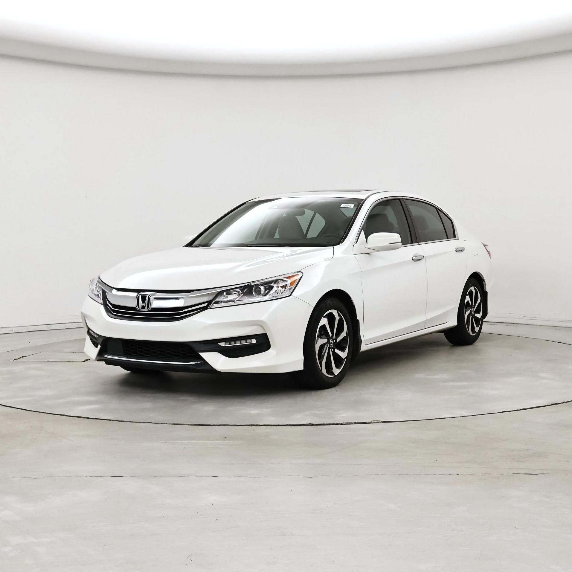 Thumbnail: 2016 Honda Accord - 4