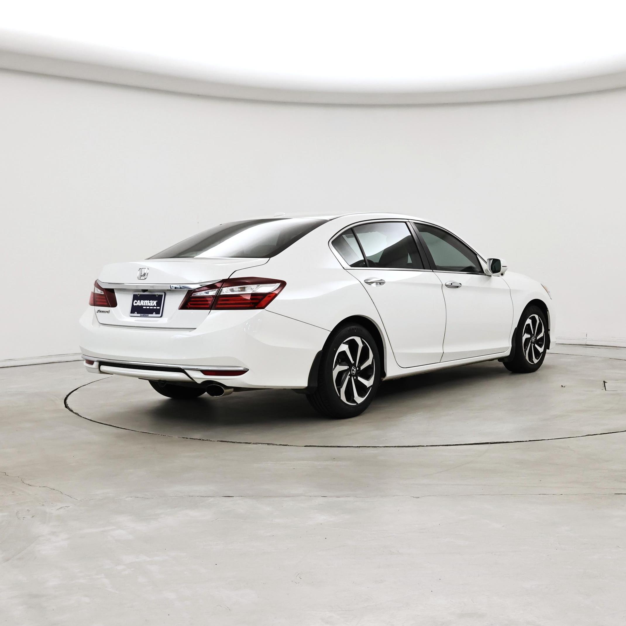 Thumbnail: 2016 Honda Accord - 8
