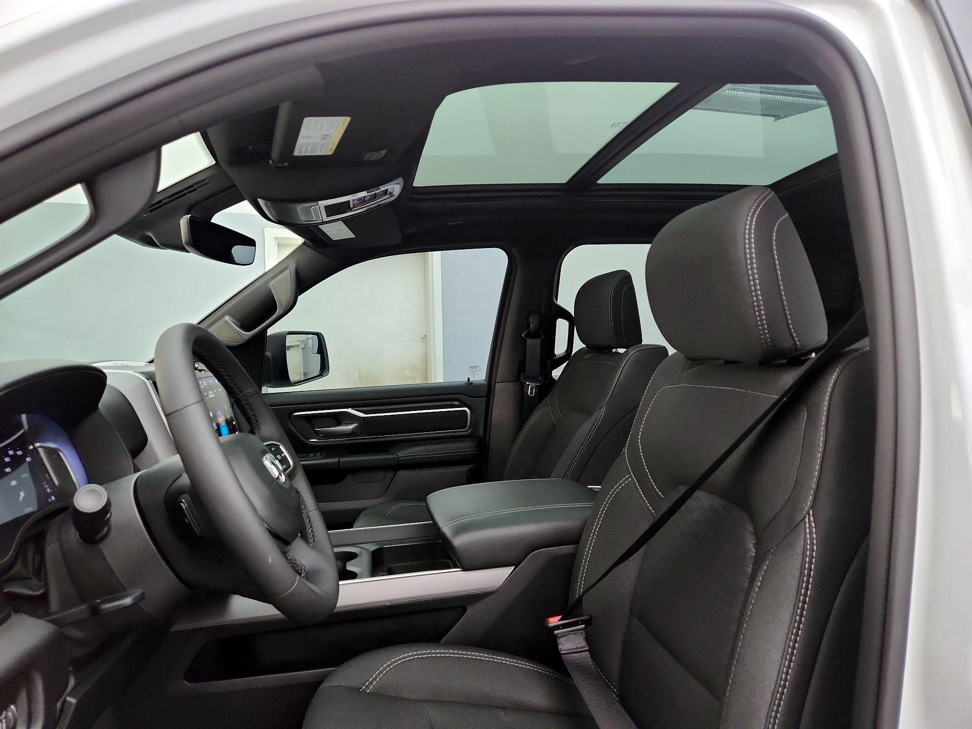 Thumbnail: 2025 RAM 1500 - 19