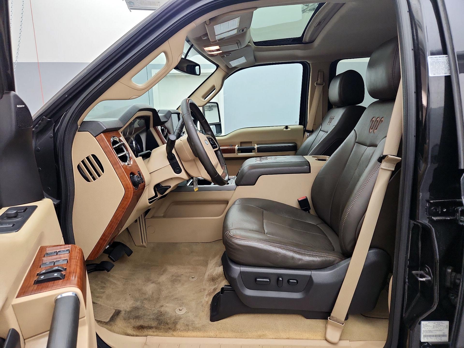 Thumbnail: 2015 Ford F-350 - 11