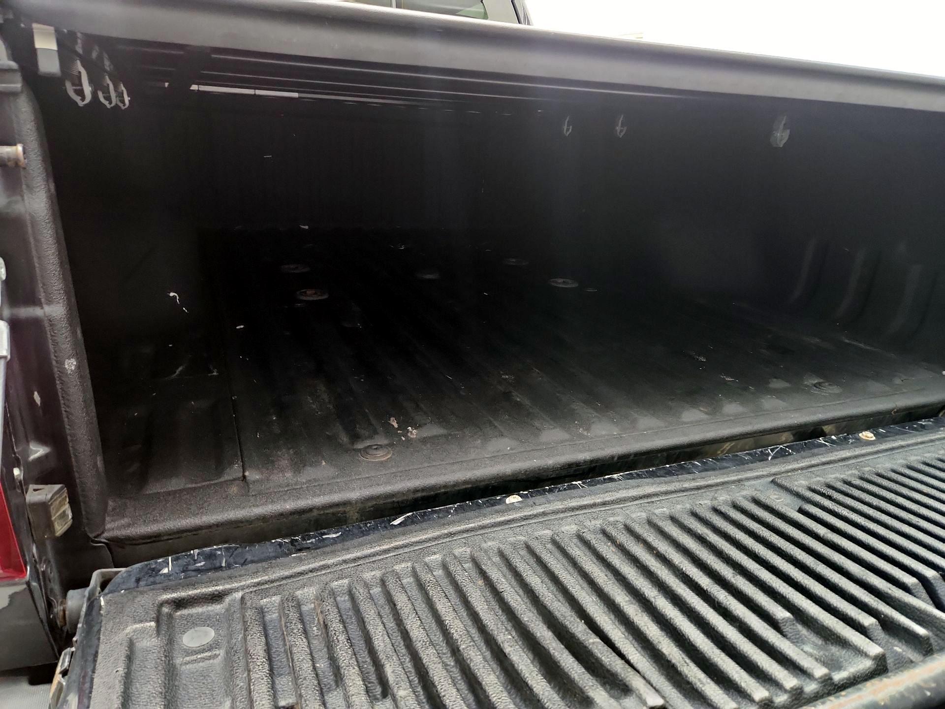 Thumbnail: 2015 Ford F-350 - 20